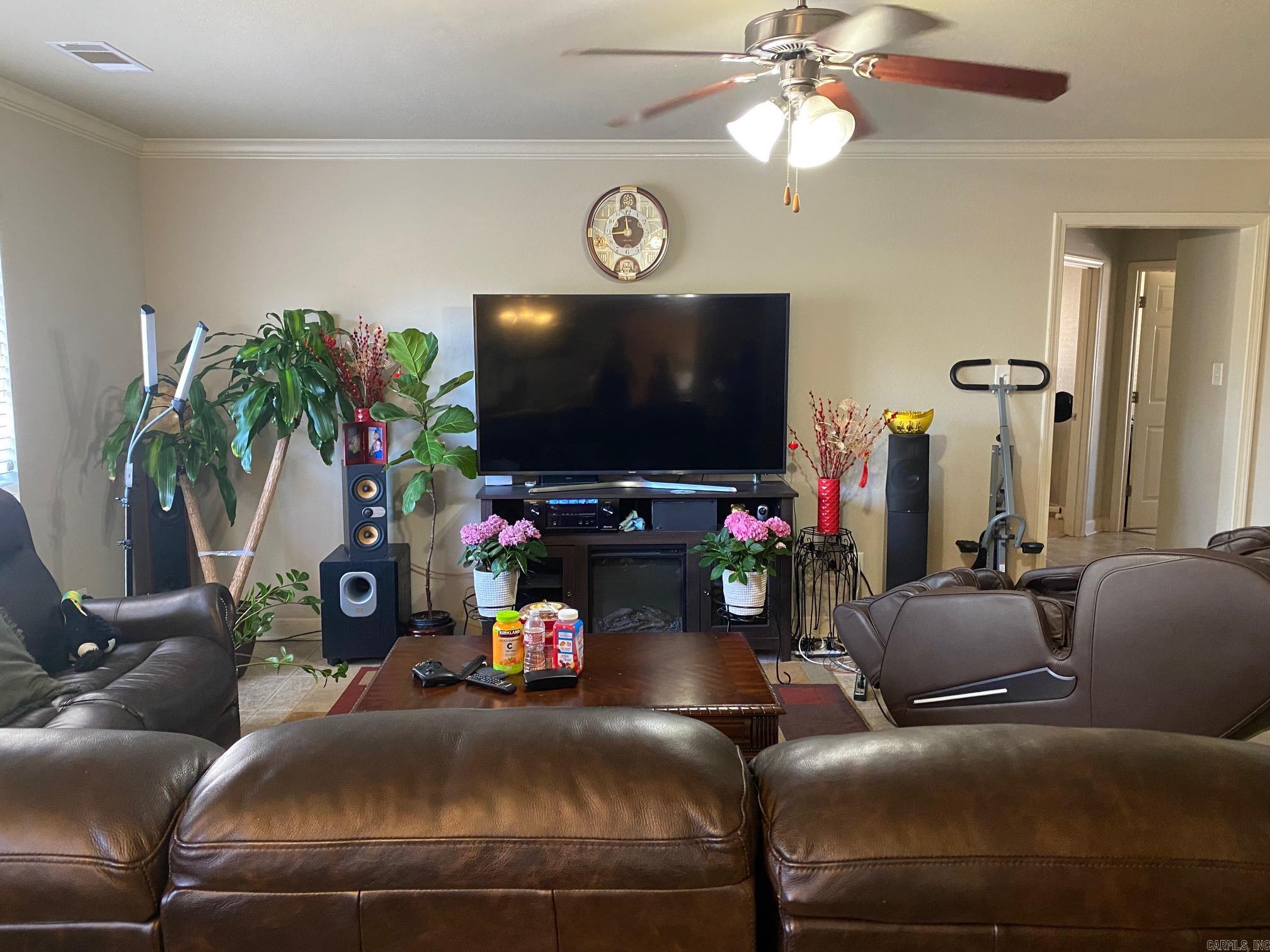 MAPLE CREEK FARMS - Residential