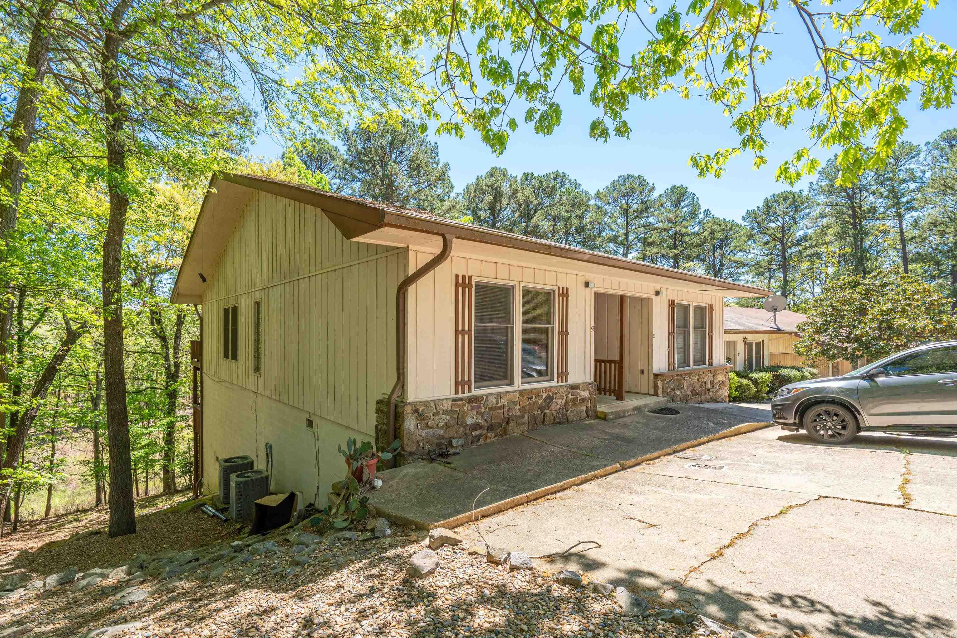 Madrid Courts - Residential