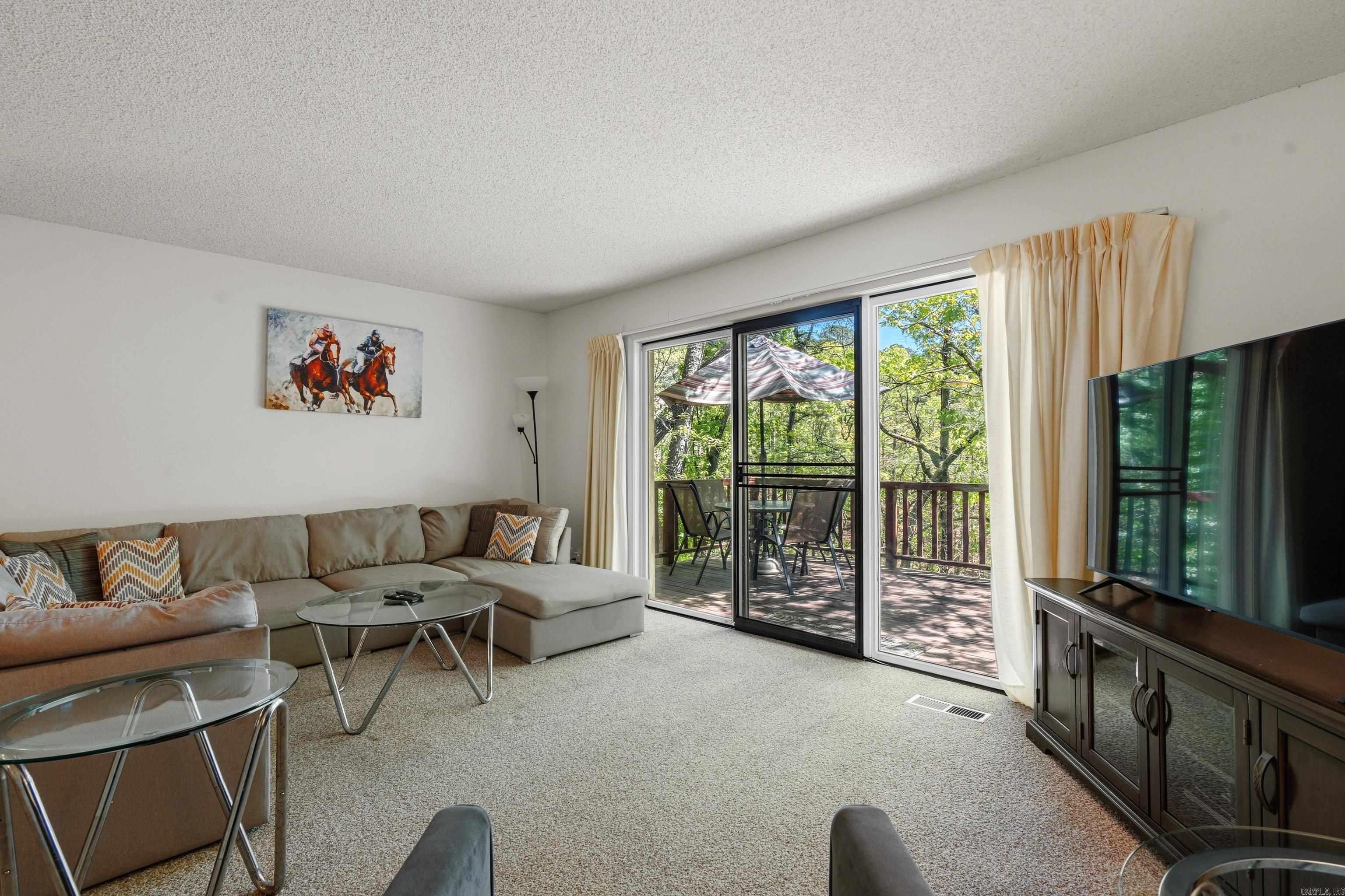 Madrid Courts - Residential