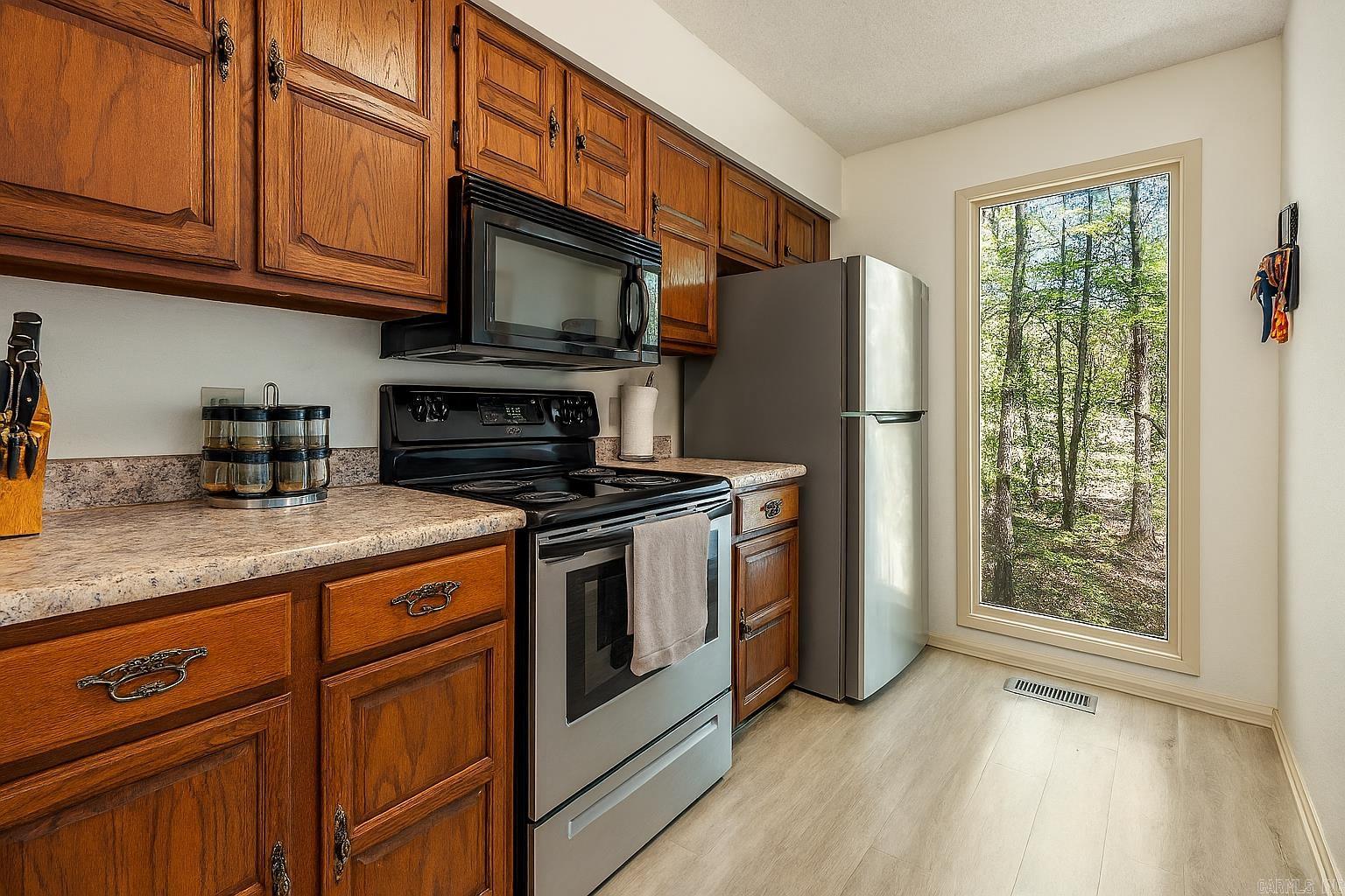 Madrid Courts - Residential