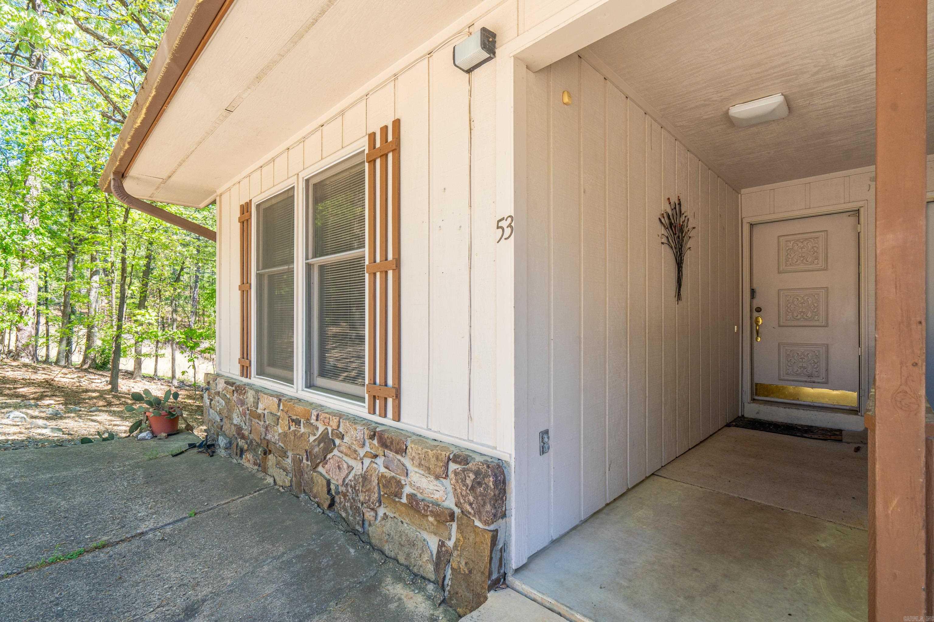 Madrid Courts - Residential