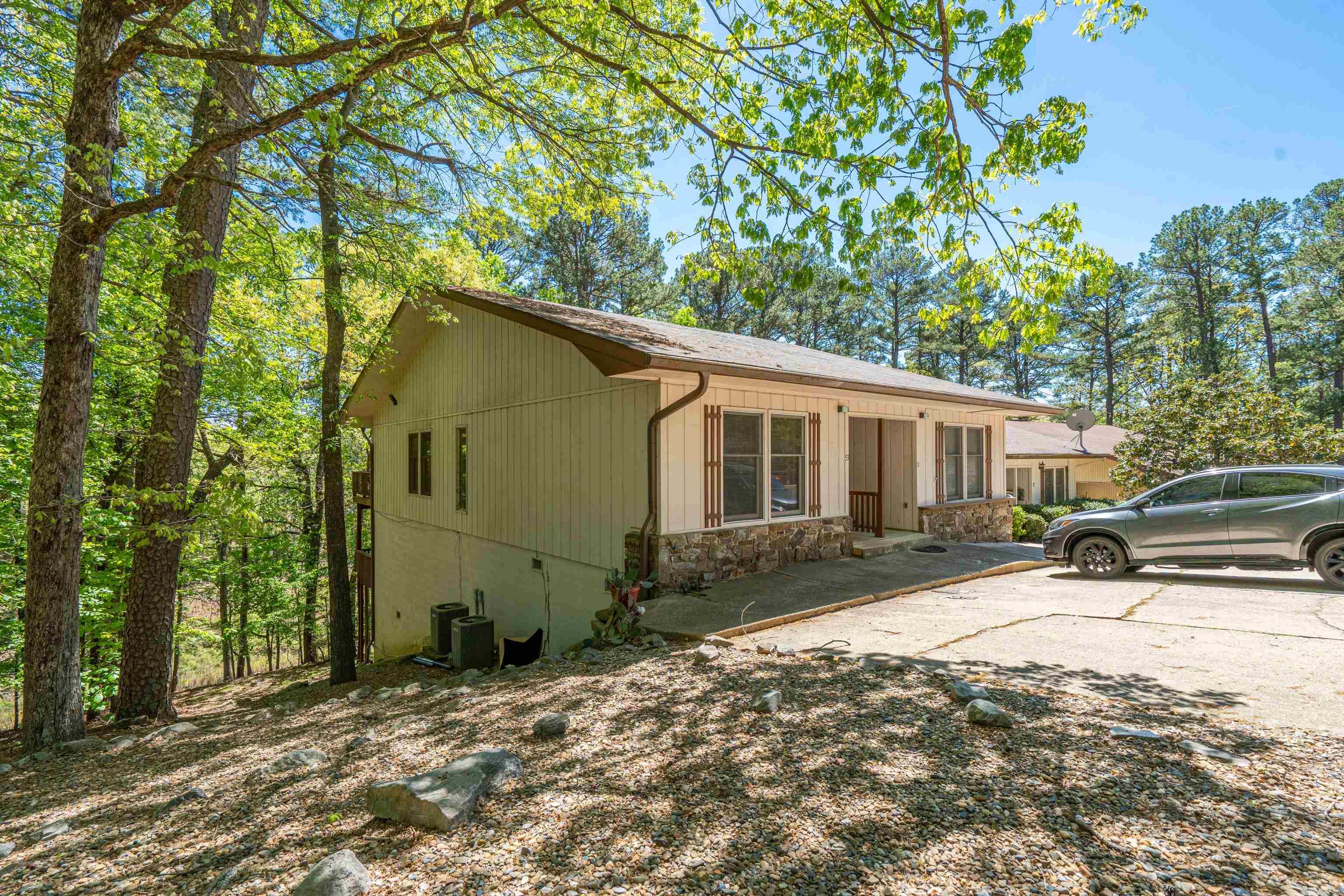 Madrid Courts - Residential