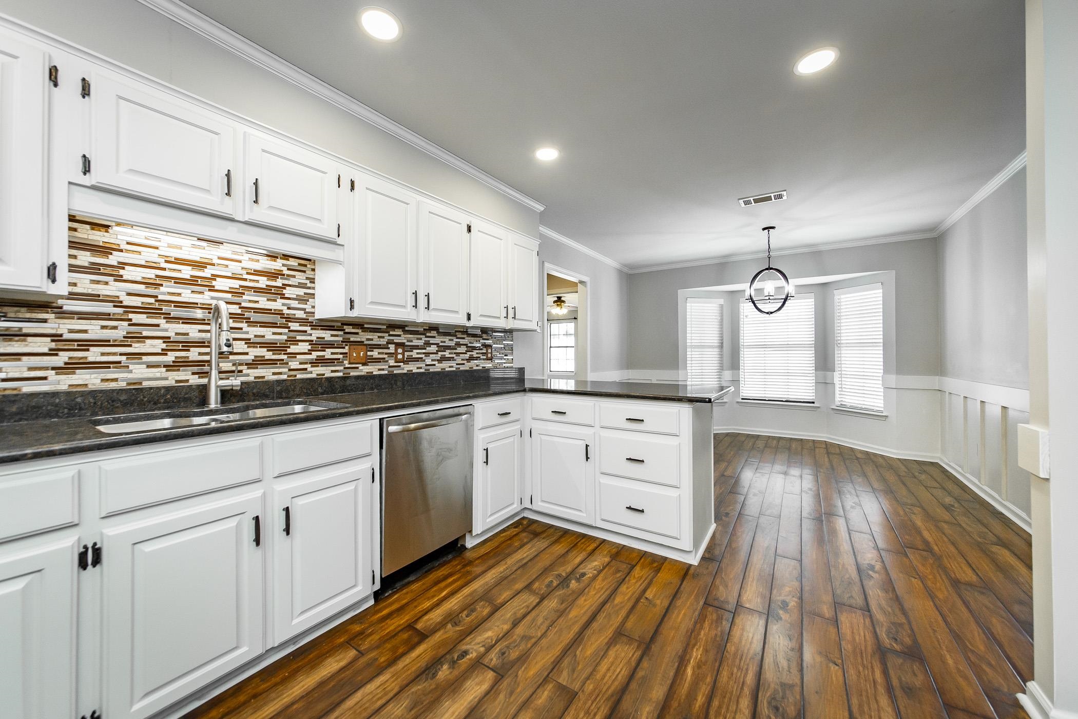 WINDSOR VALLEY ADDN - Residential