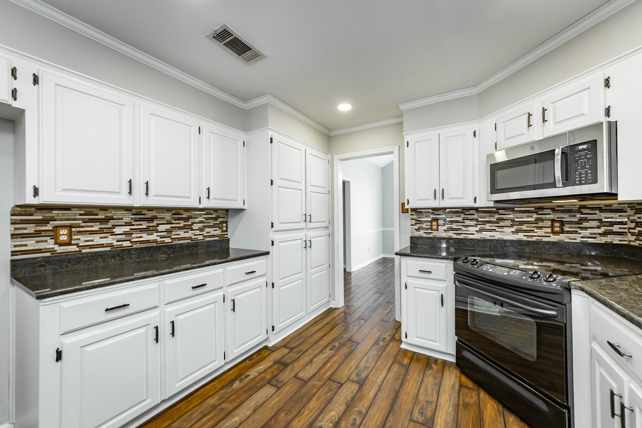 WINDSOR VALLEY ADDN - Residential