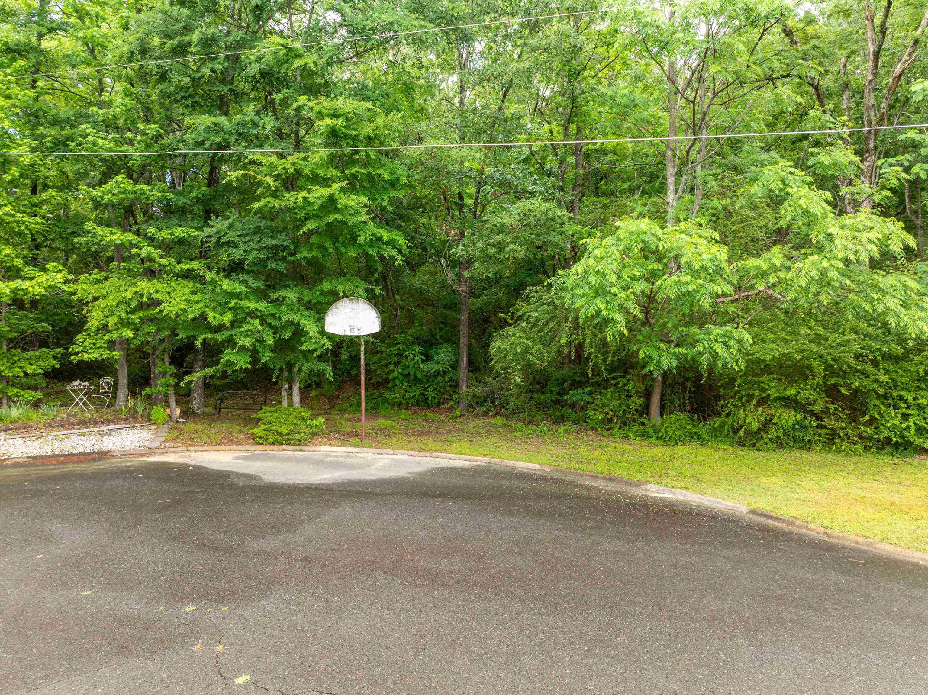 Indiandale #4 - Land