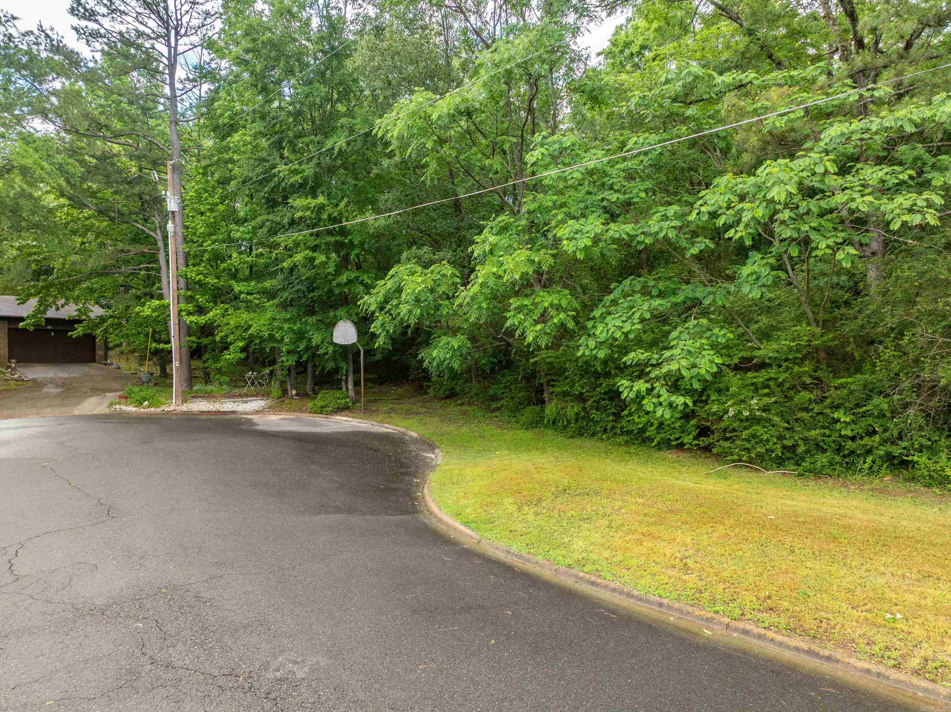 Indiandale #4 - Land