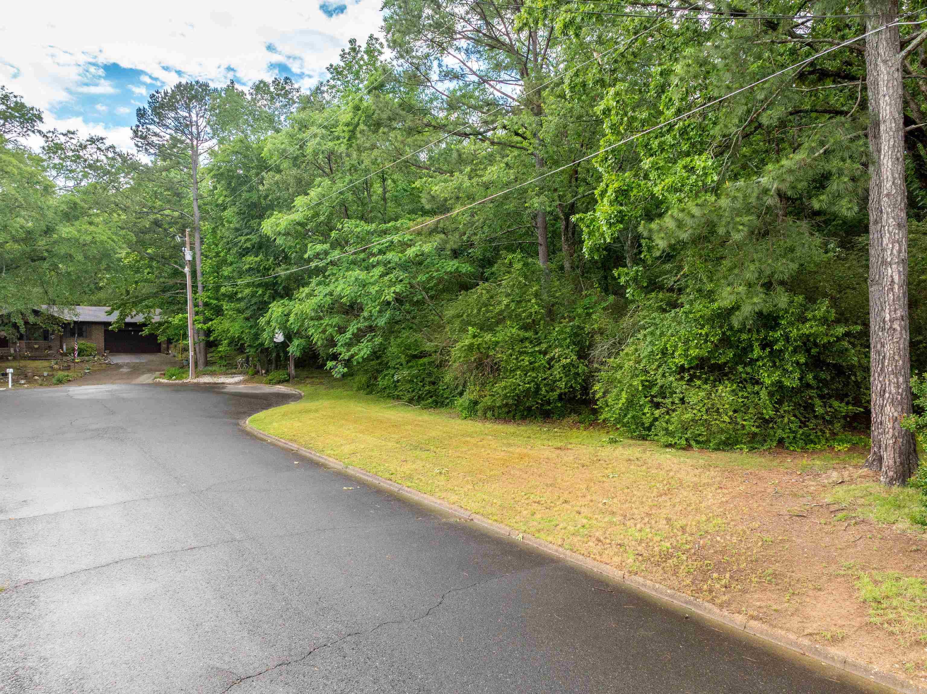 Indiandale #4 - Land