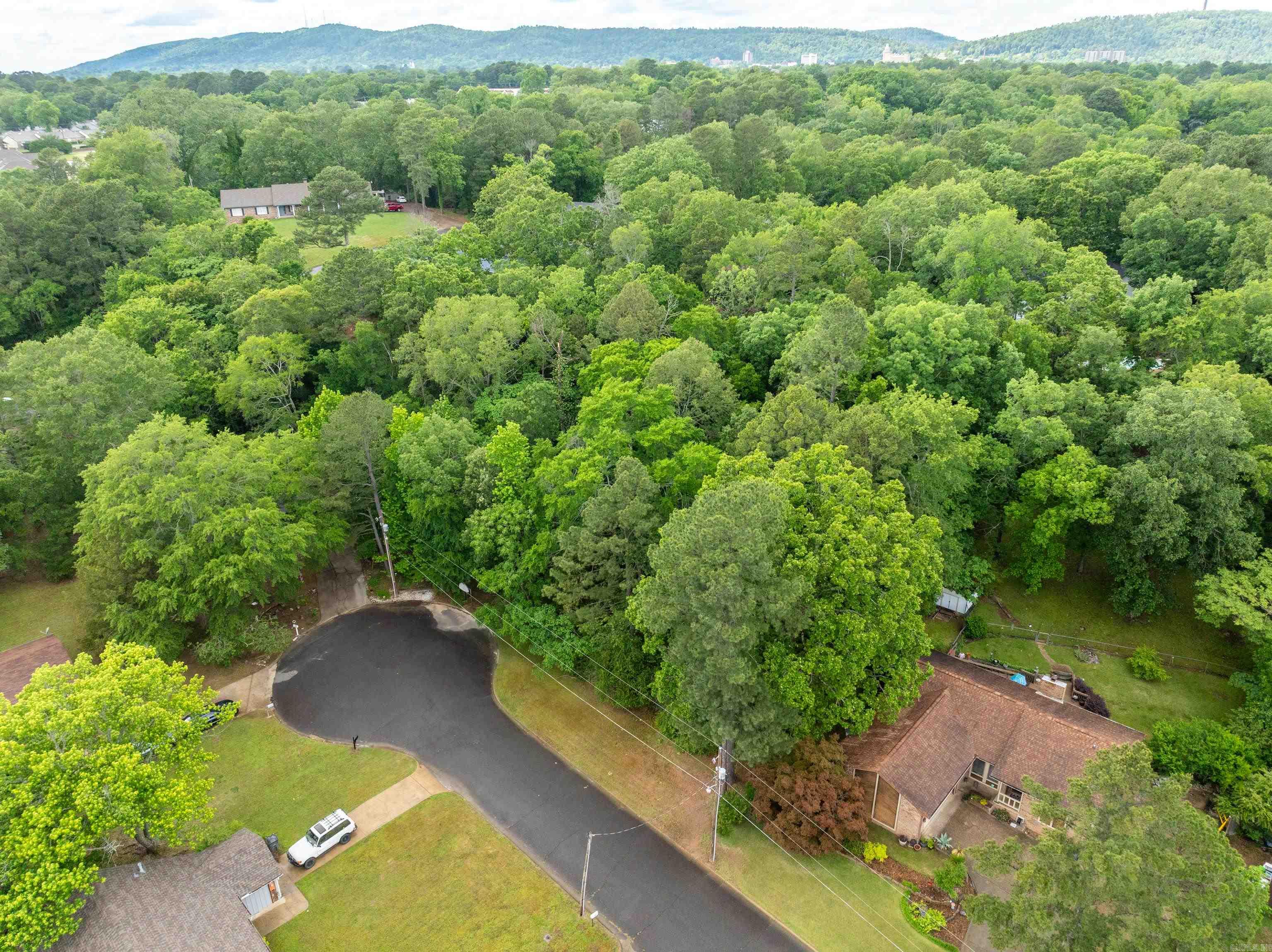 Indiandale #4 - Land