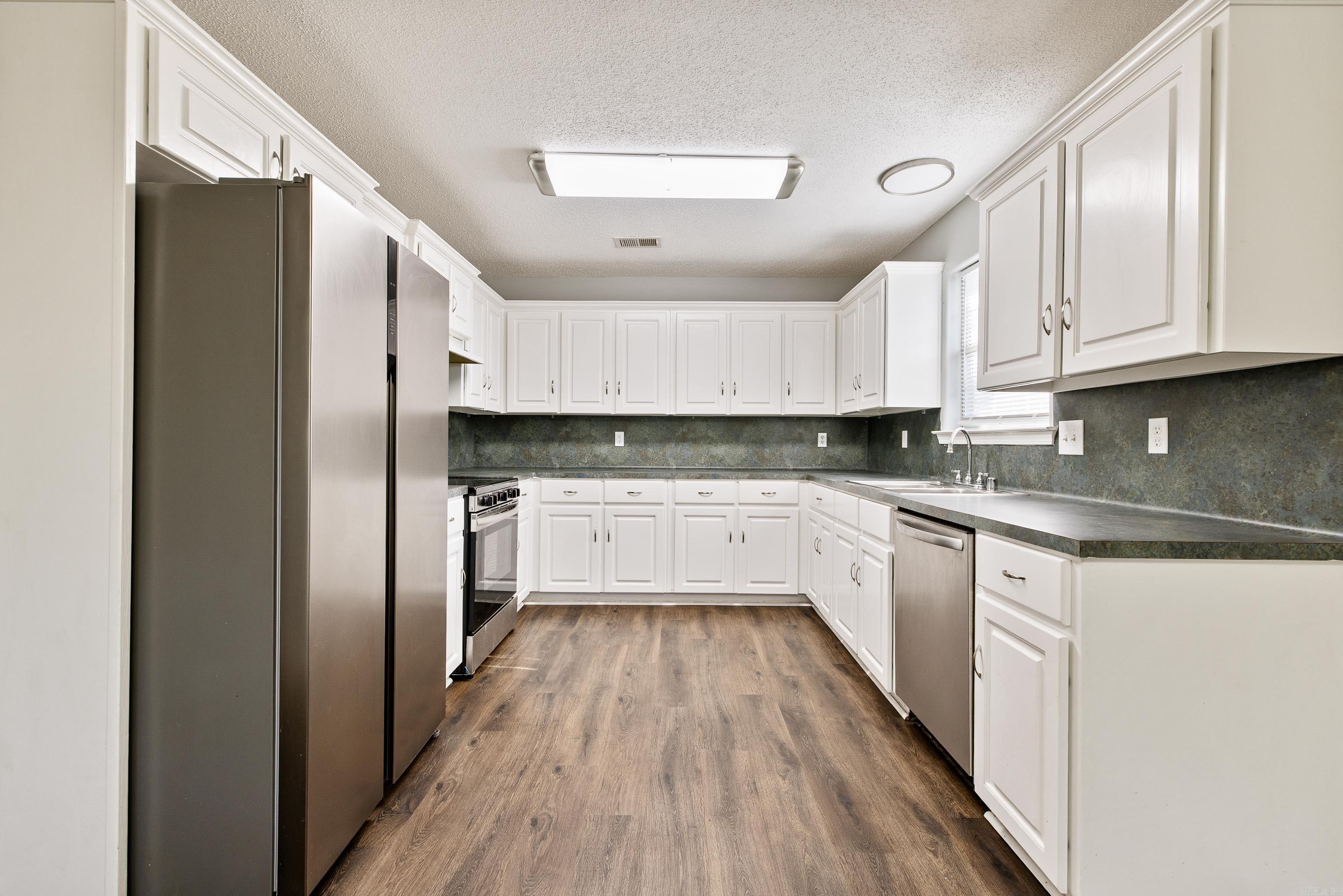 SANDALWOOD - Residential