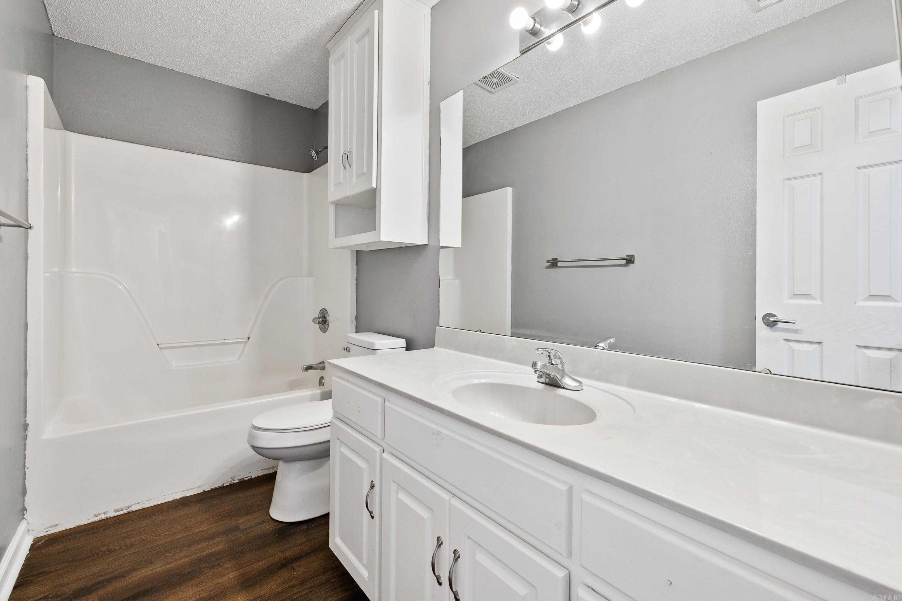 SANDALWOOD - Residential