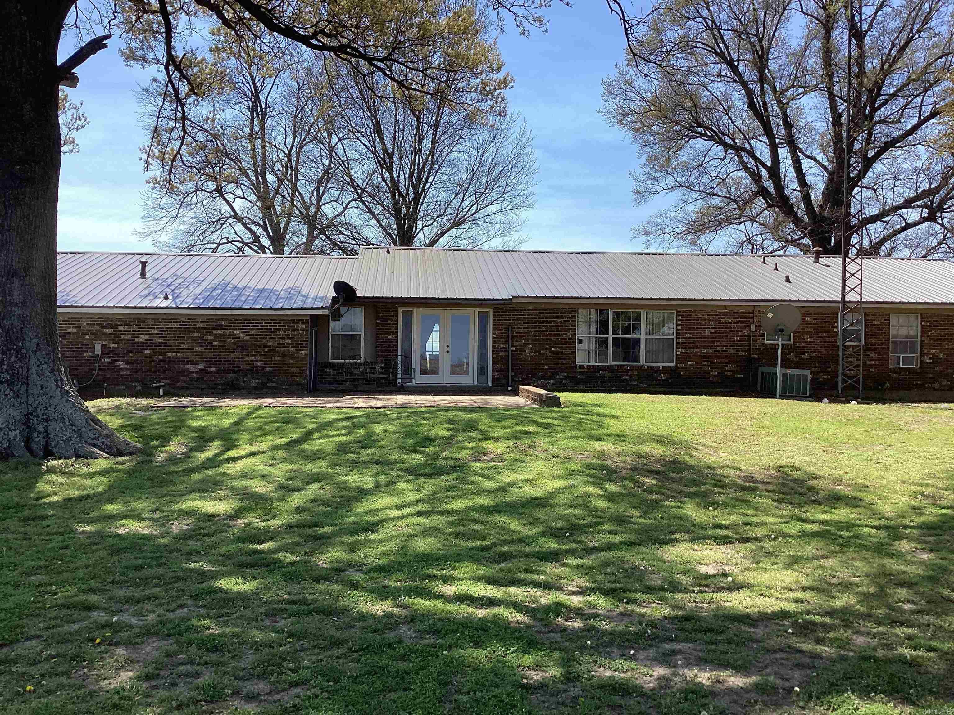 ARKANSAS HGTS - Residential