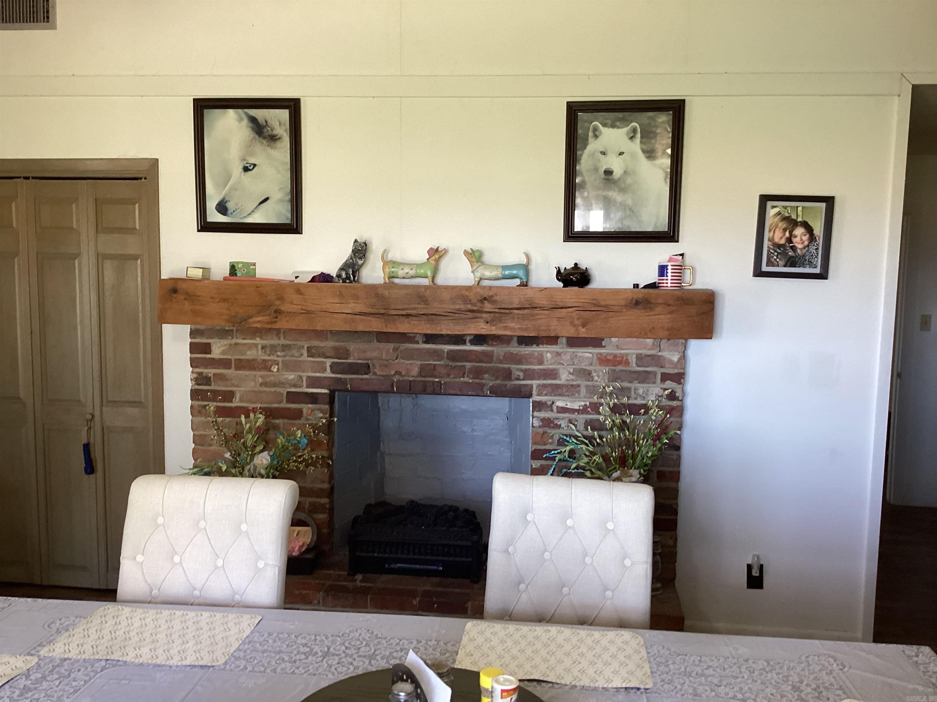 ARKANSAS HGTS - Residential