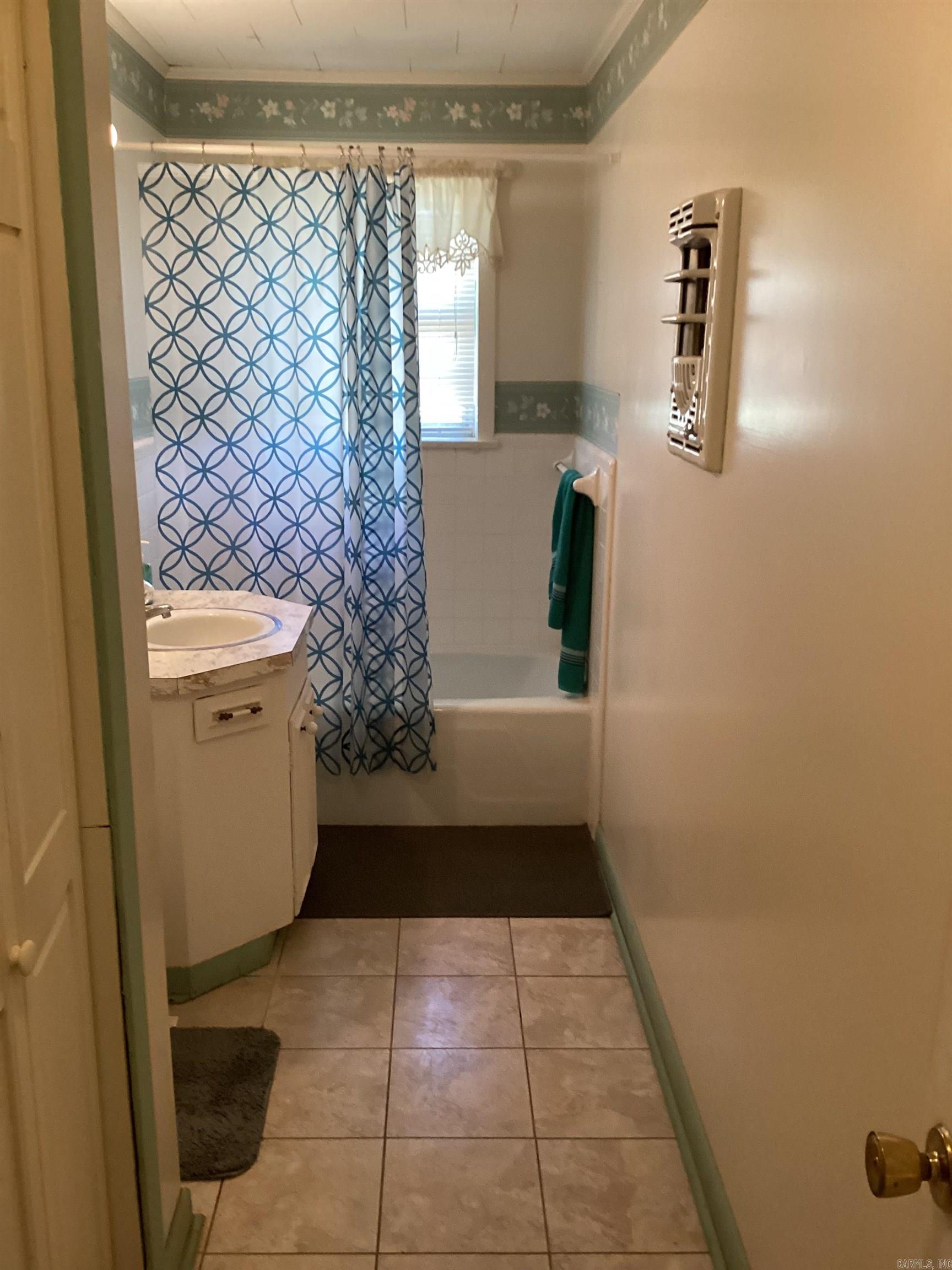 ARKANSAS HGTS - Residential