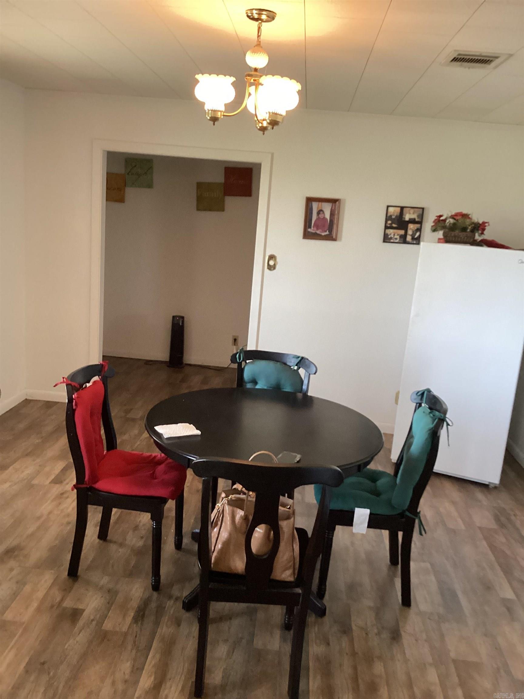 ARKANSAS HGTS - Residential