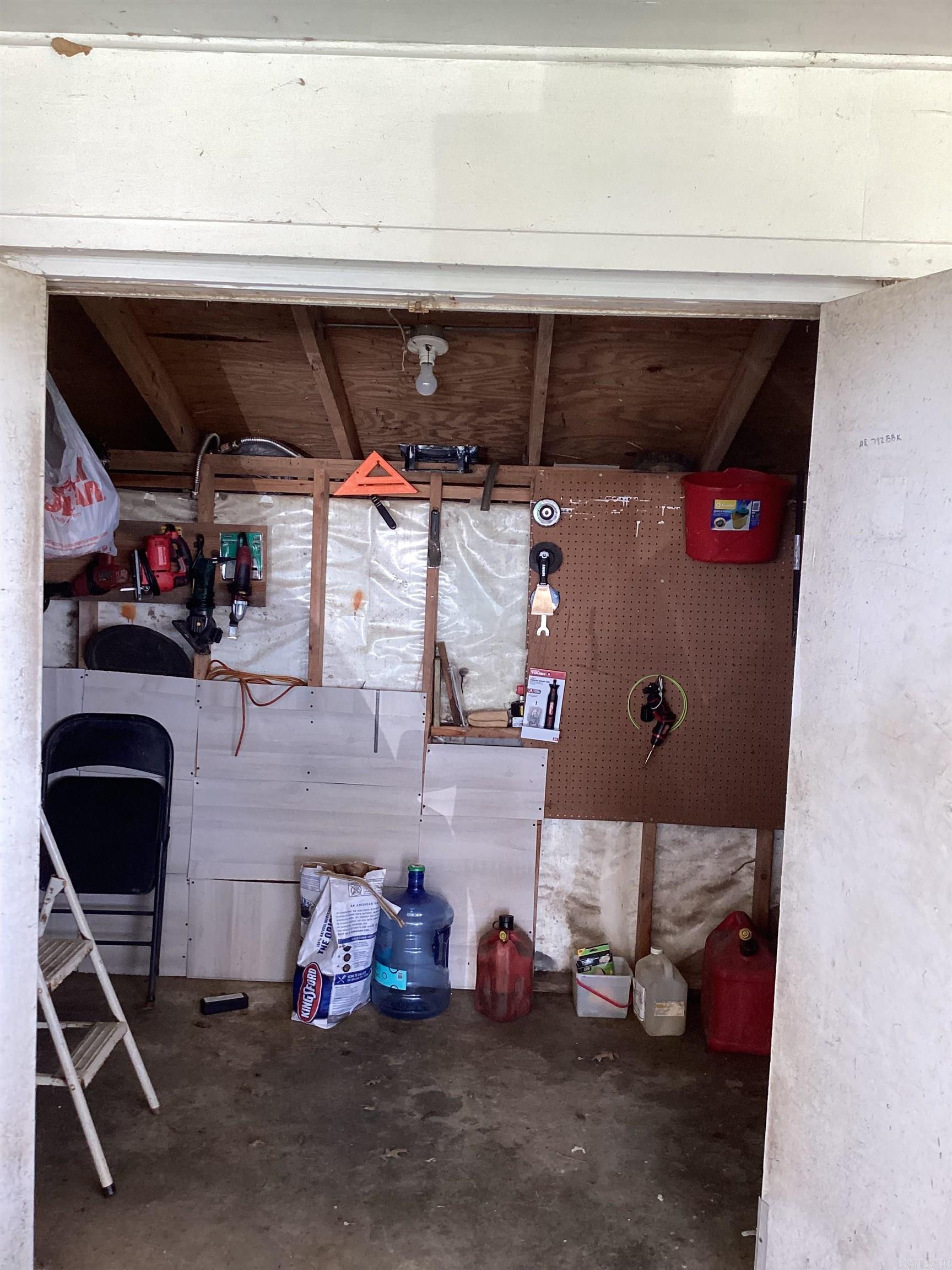 ARKANSAS HGTS - Residential