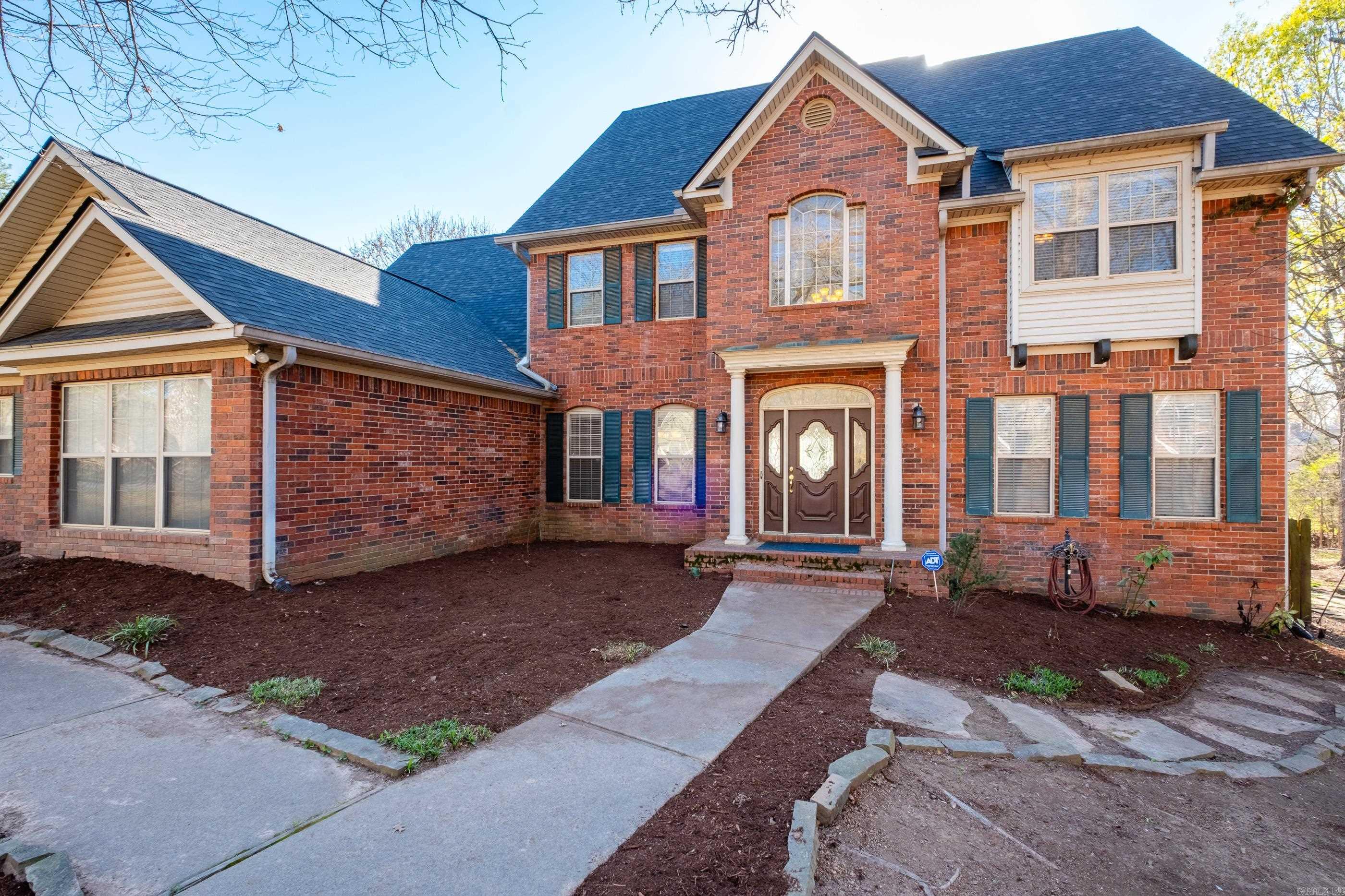 MAUMELLE CLUB MANOR TO CRYSTAL - Residential