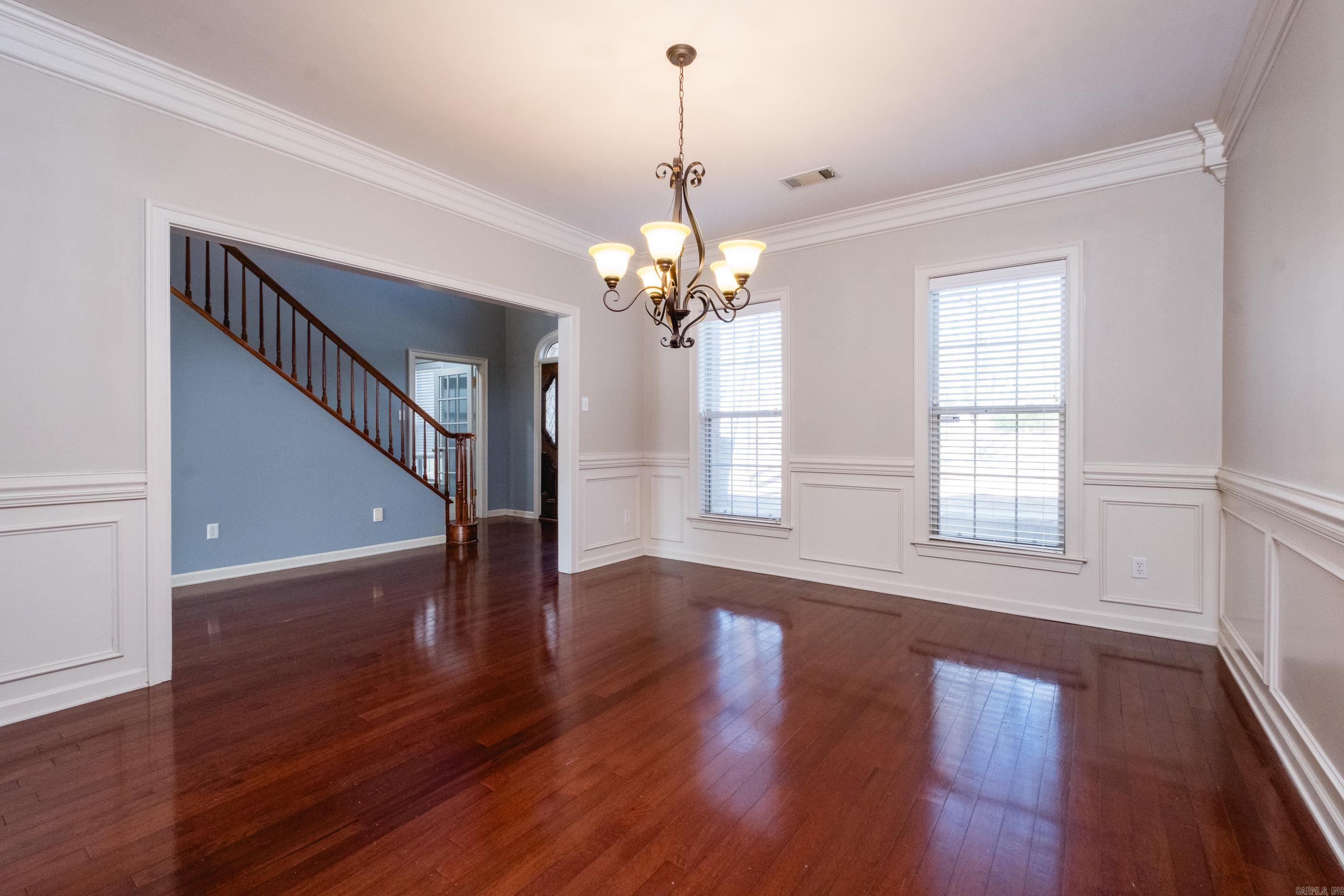 MAUMELLE CLUB MANOR TO CRYSTAL - Residential