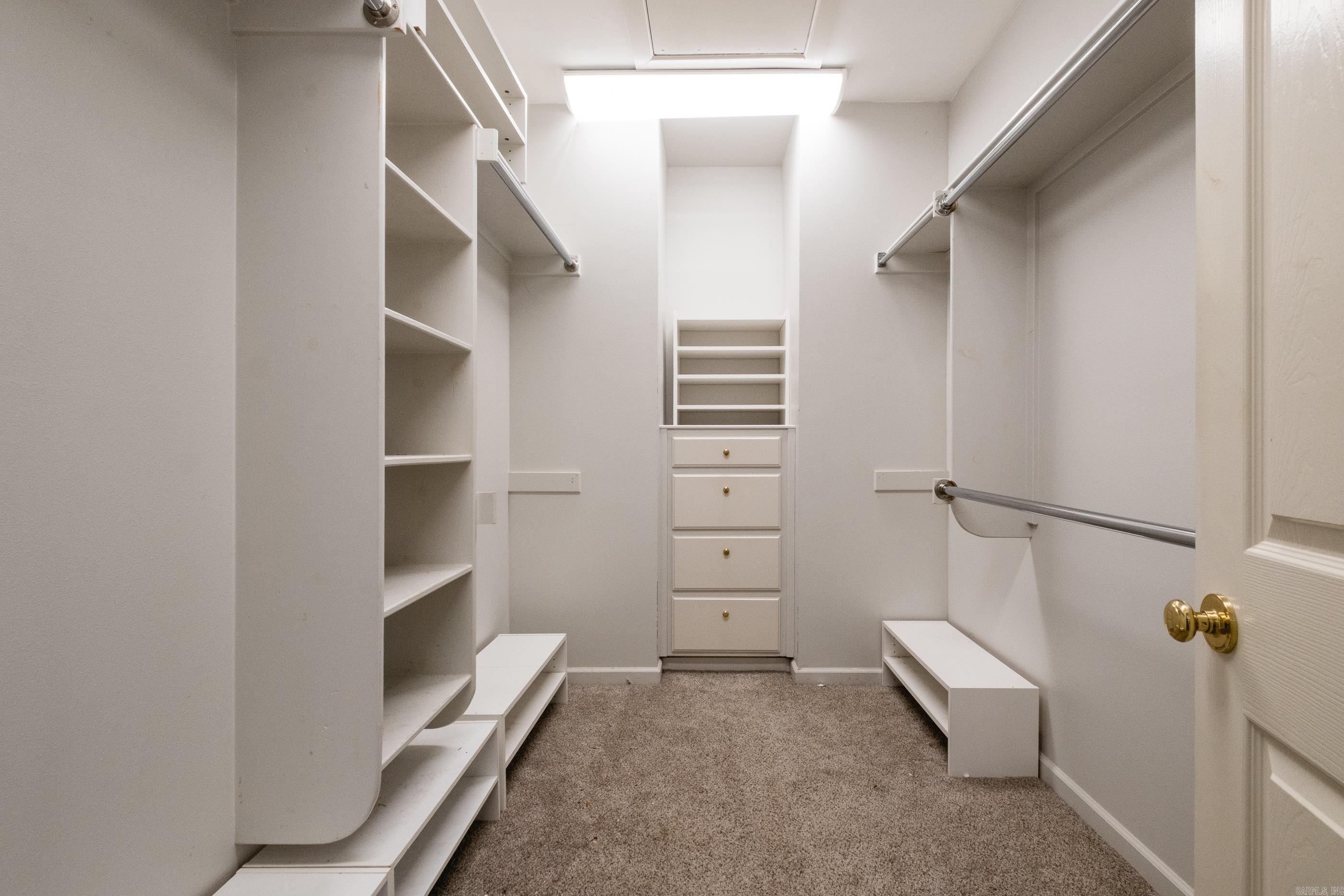 MAUMELLE CLUB MANOR TO CRYSTAL - Residential