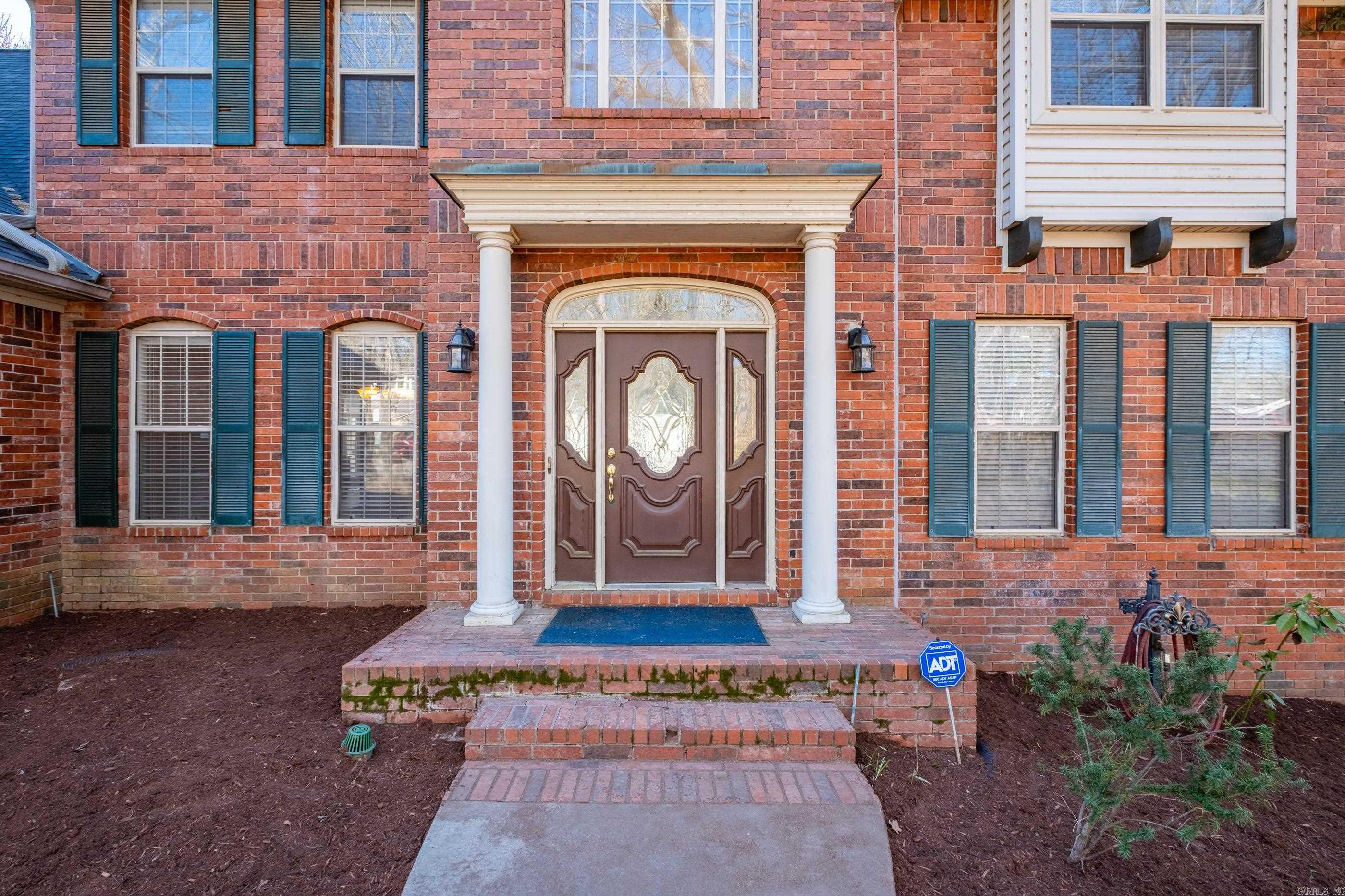 MAUMELLE CLUB MANOR TO CRYSTAL - Residential