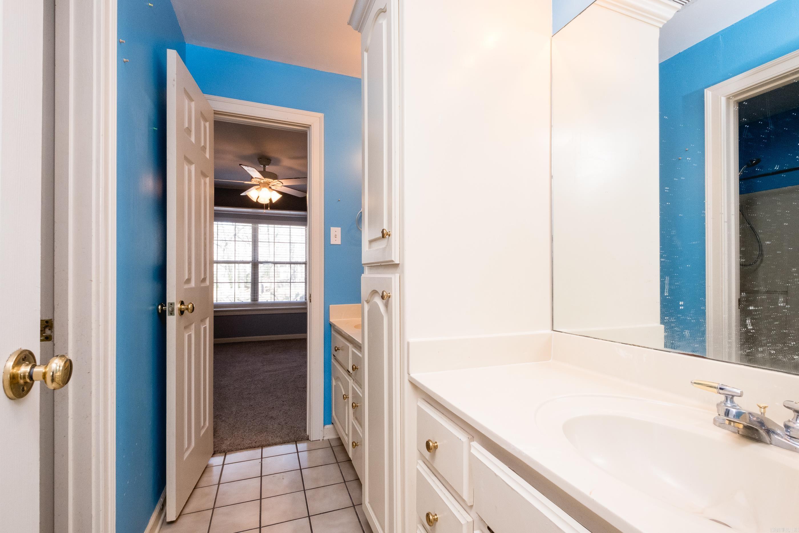 MAUMELLE CLUB MANOR TO CRYSTAL - Residential