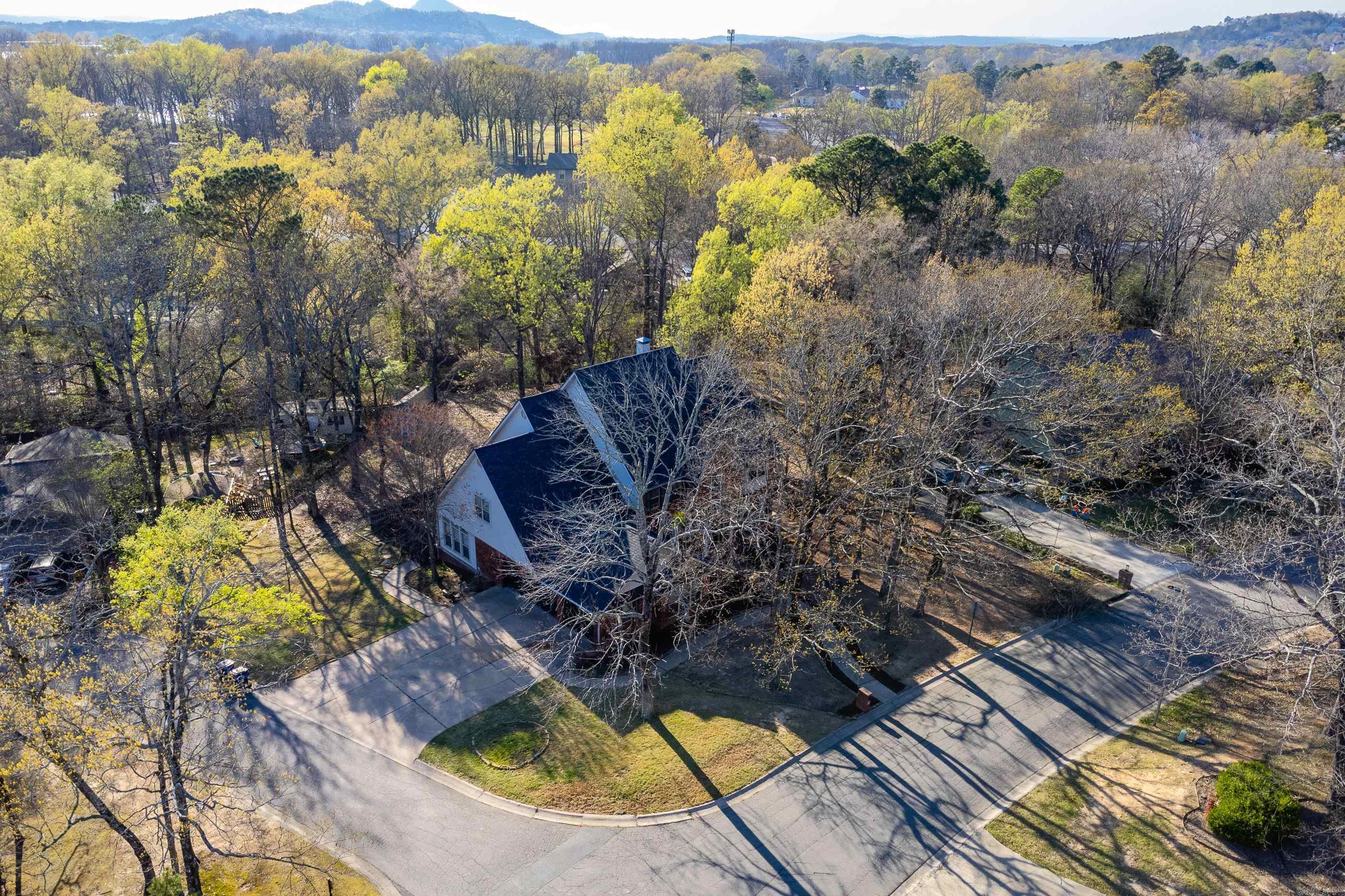 MAUMELLE CLUB MANOR TO CRYSTAL - Residential