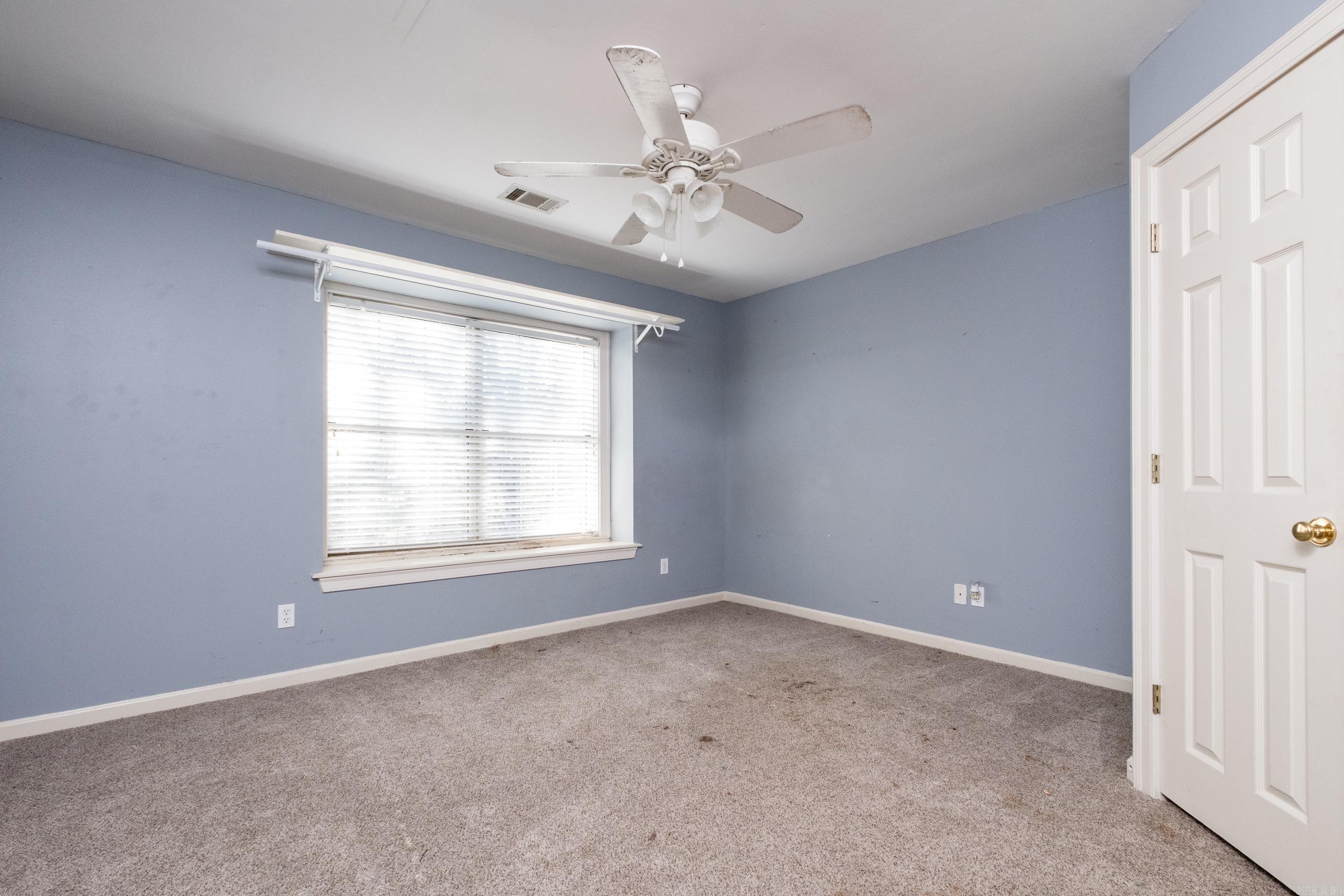 MAUMELLE CLUB MANOR TO CRYSTAL - Residential