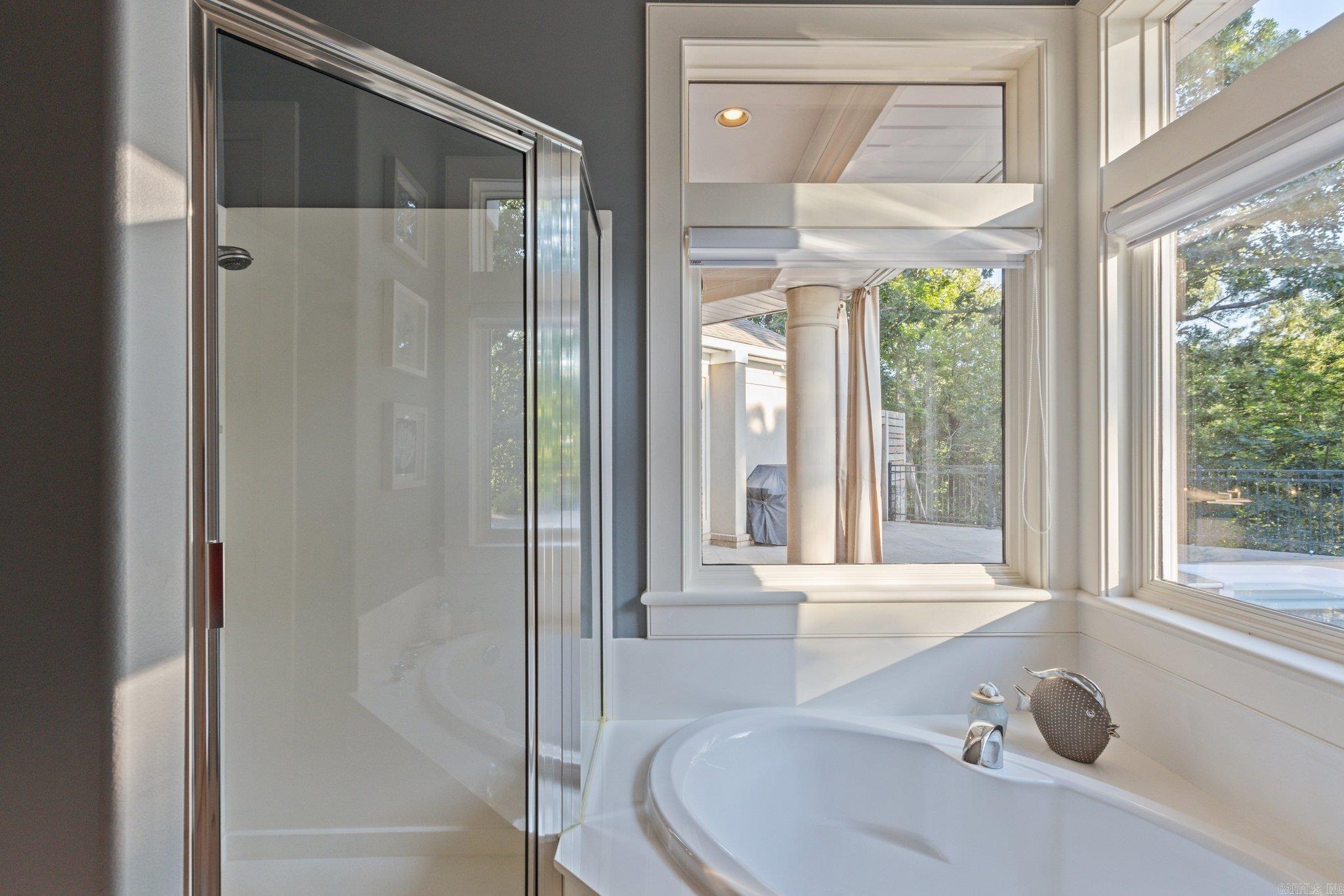 River Oaks Pointe - Residential