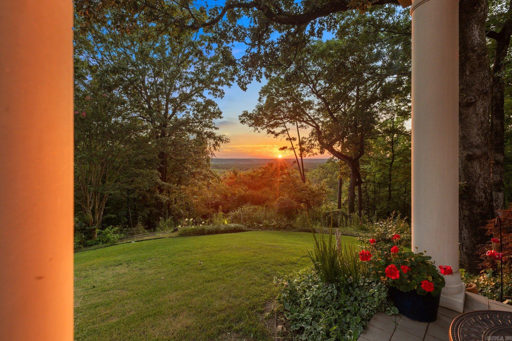 River Oaks Pointe - Residential