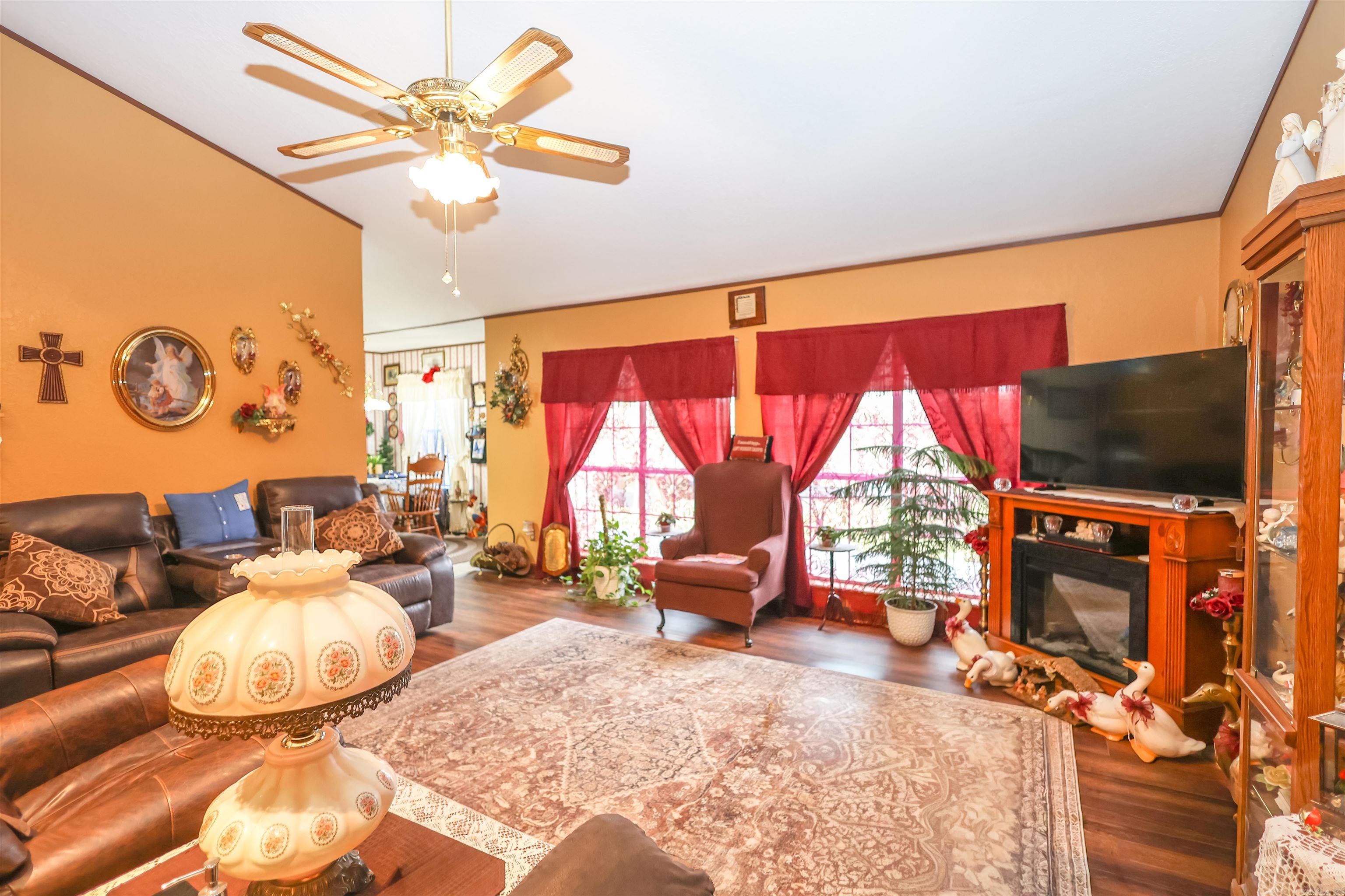 Davis Acres - Residential