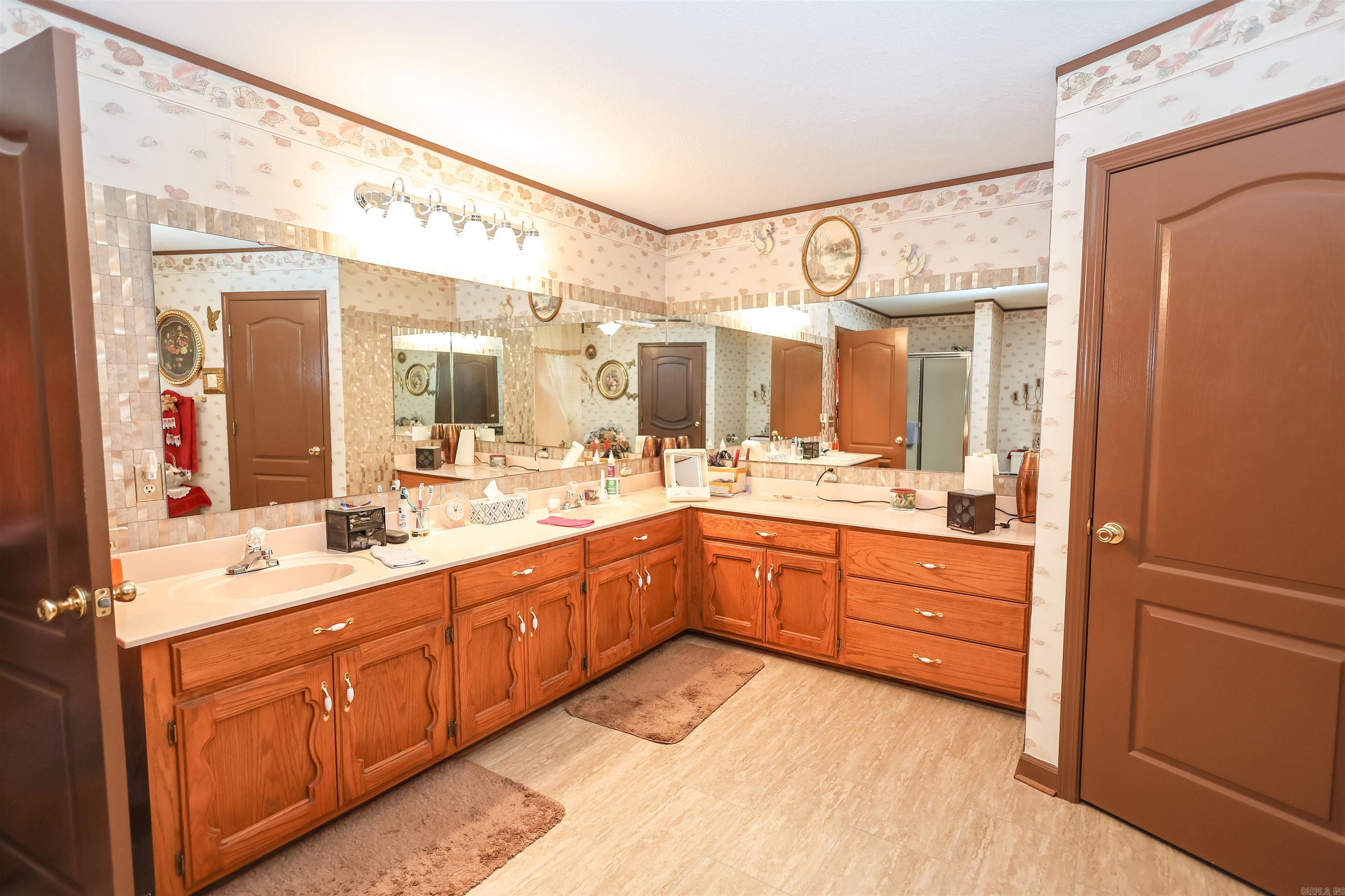 Davis Acres - Residential