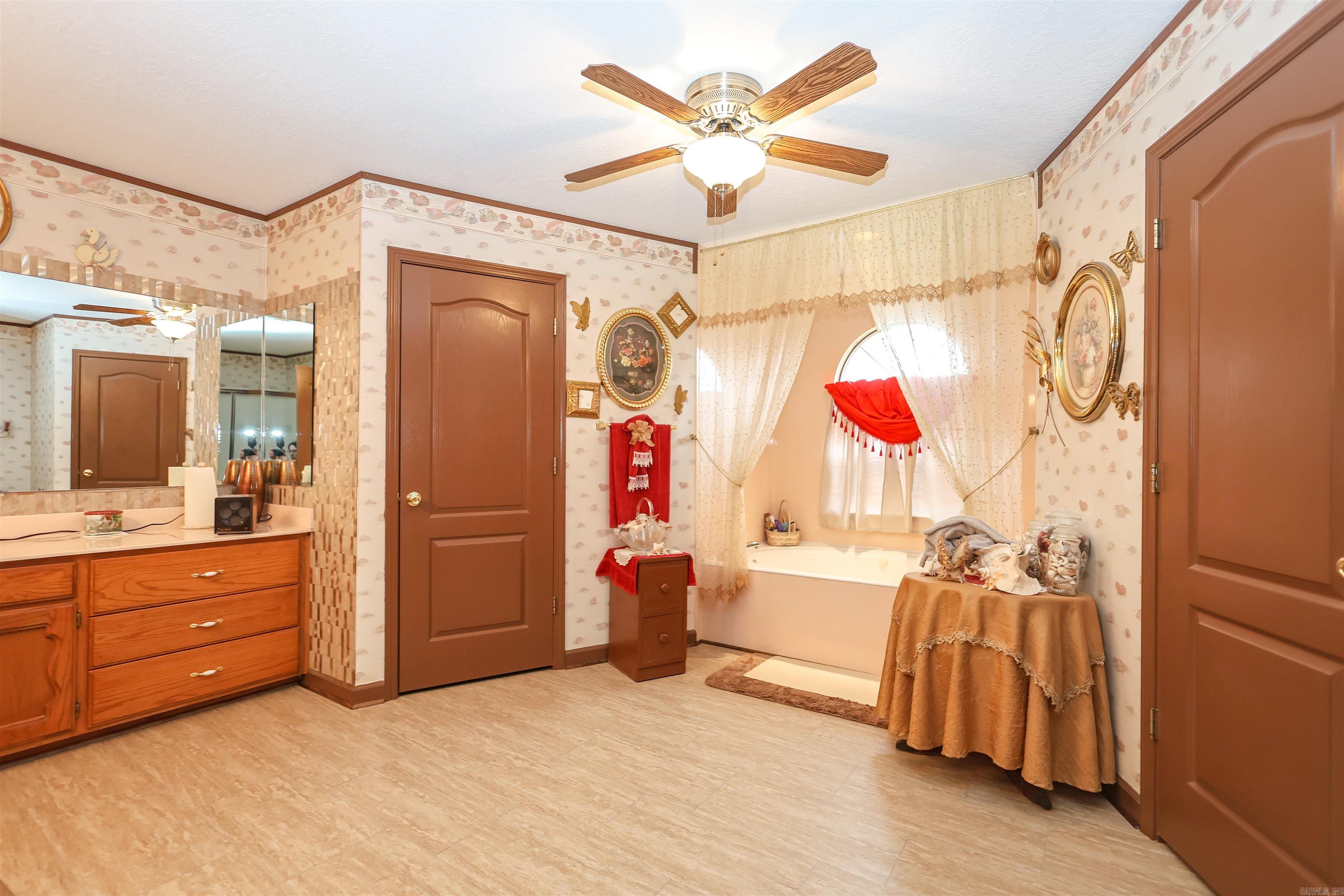 Davis Acres - Residential