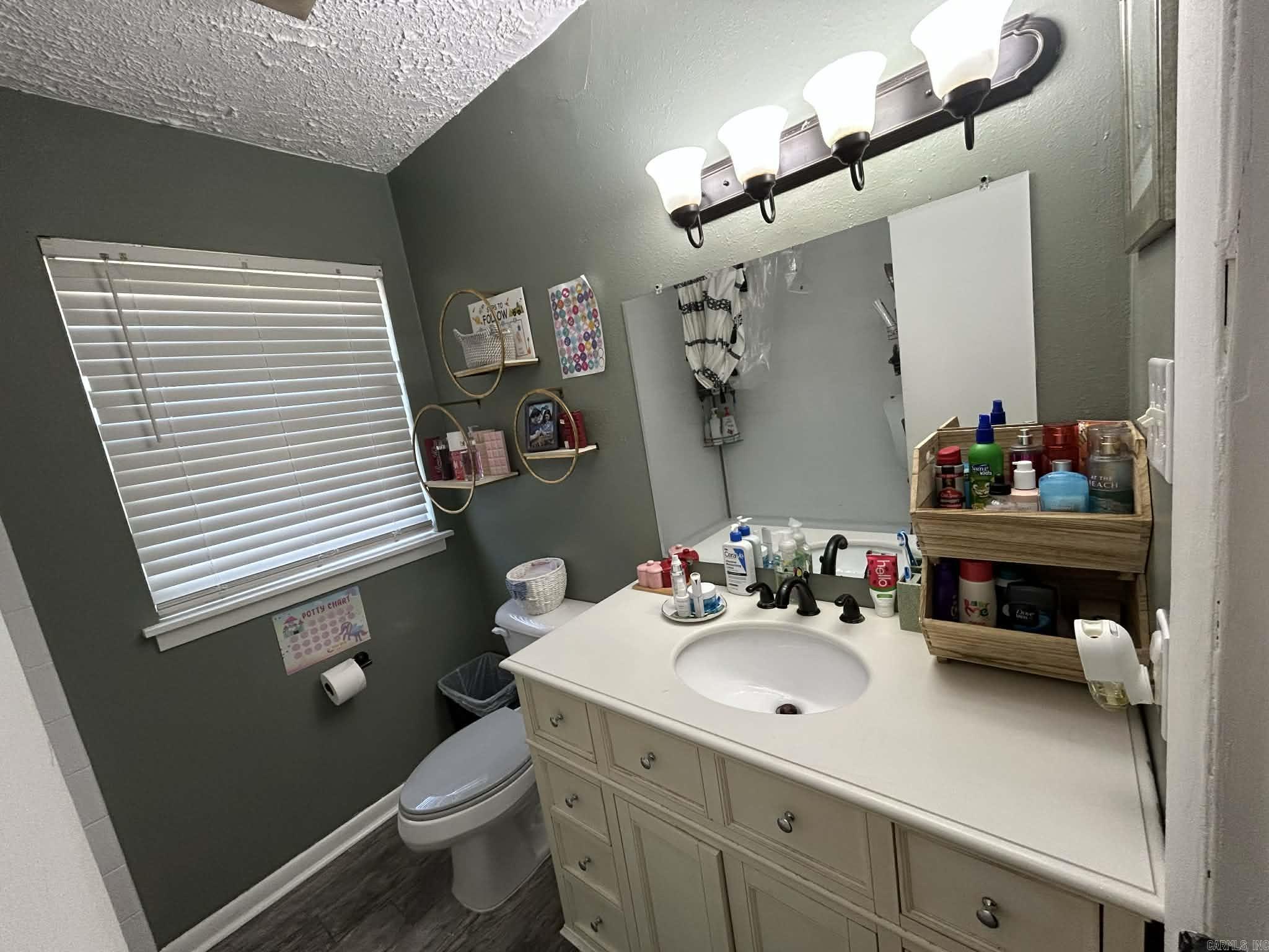 BAMBOO VILLAGE - Residential