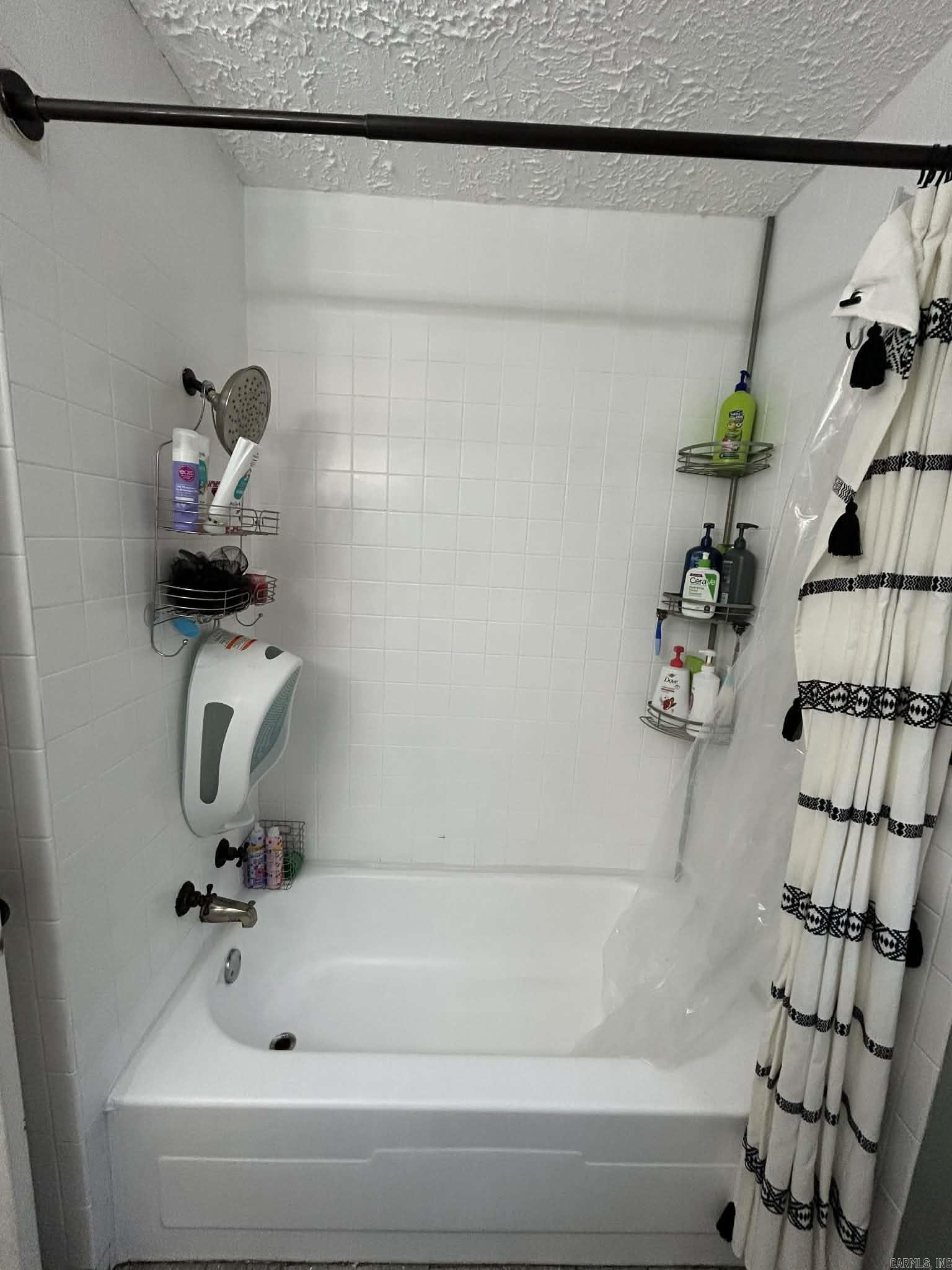 BAMBOO VILLAGE - Residential