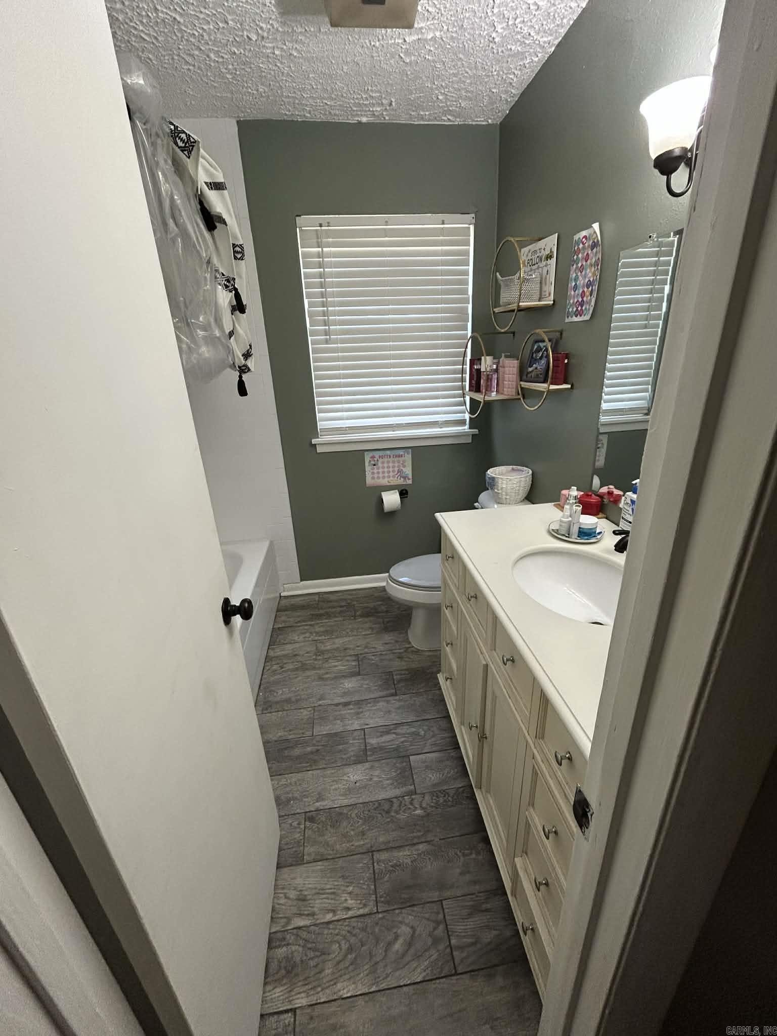 BAMBOO VILLAGE - Residential