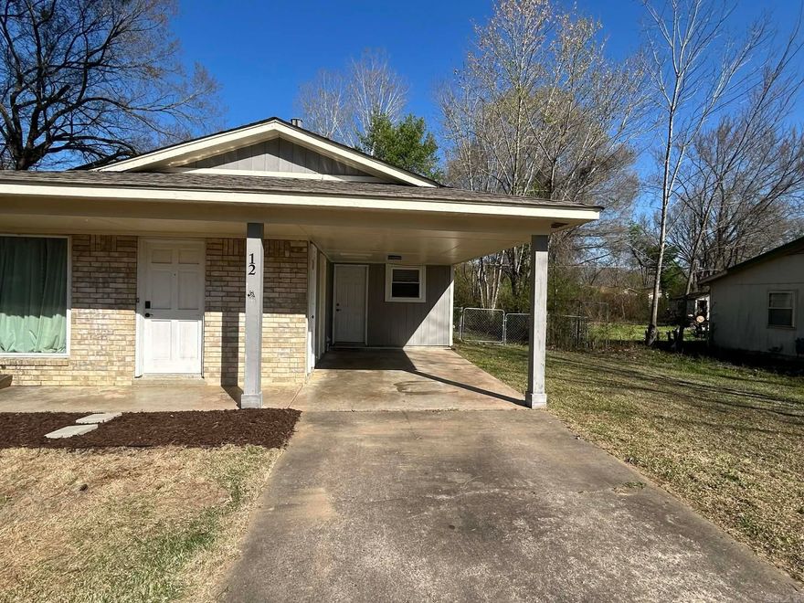 This cute well kept 3 bed / 1 bath home with recent paint updates throughout. This home is a perfect starter home, perfect for downsizing or investment property. This home is RD Eligible (Zero Down). The backyard yard is great size and fully fenced perfect for your child(ren) and fur-babies. See agent remarks