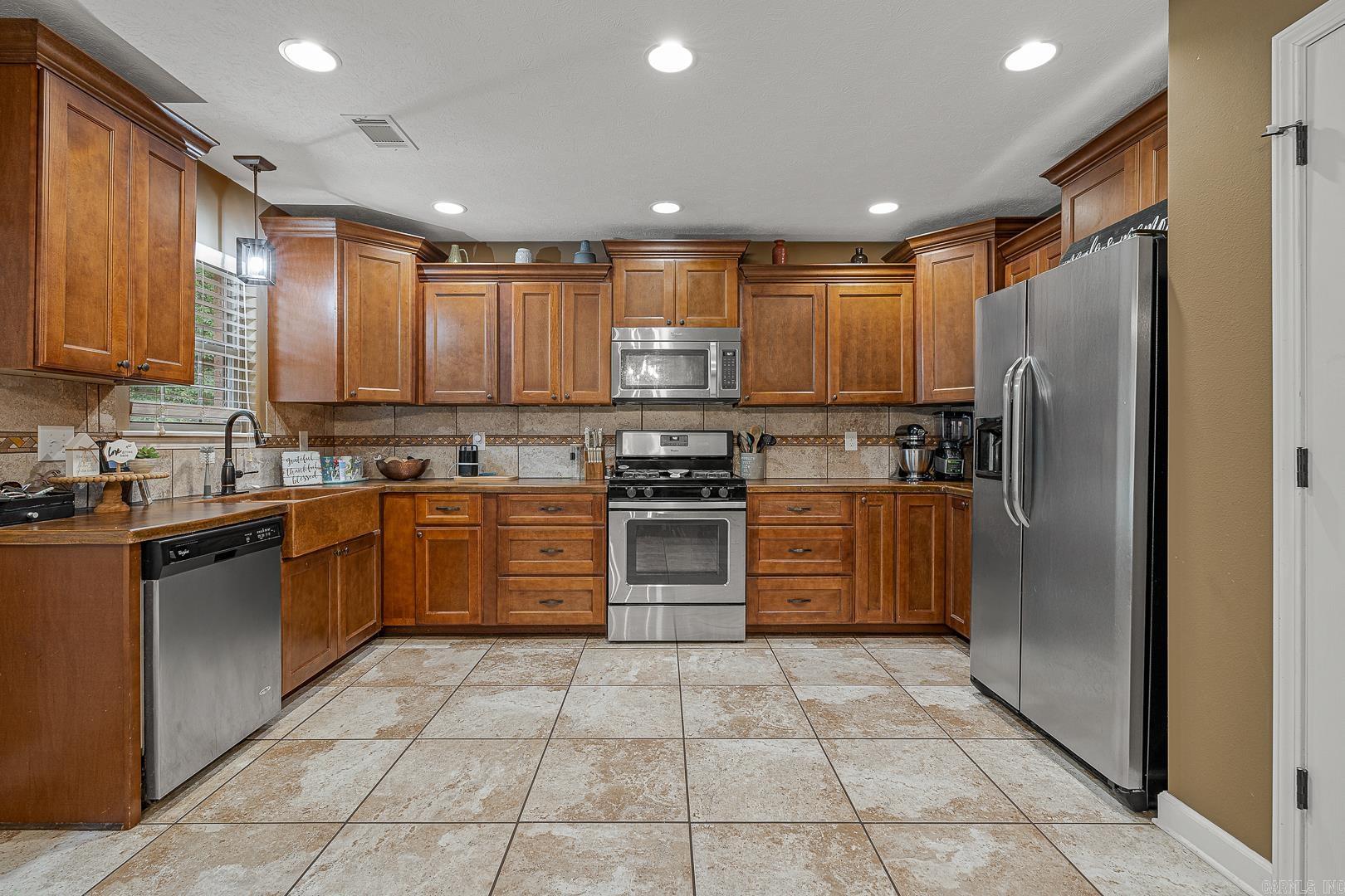 Mountain Ridge - Residential