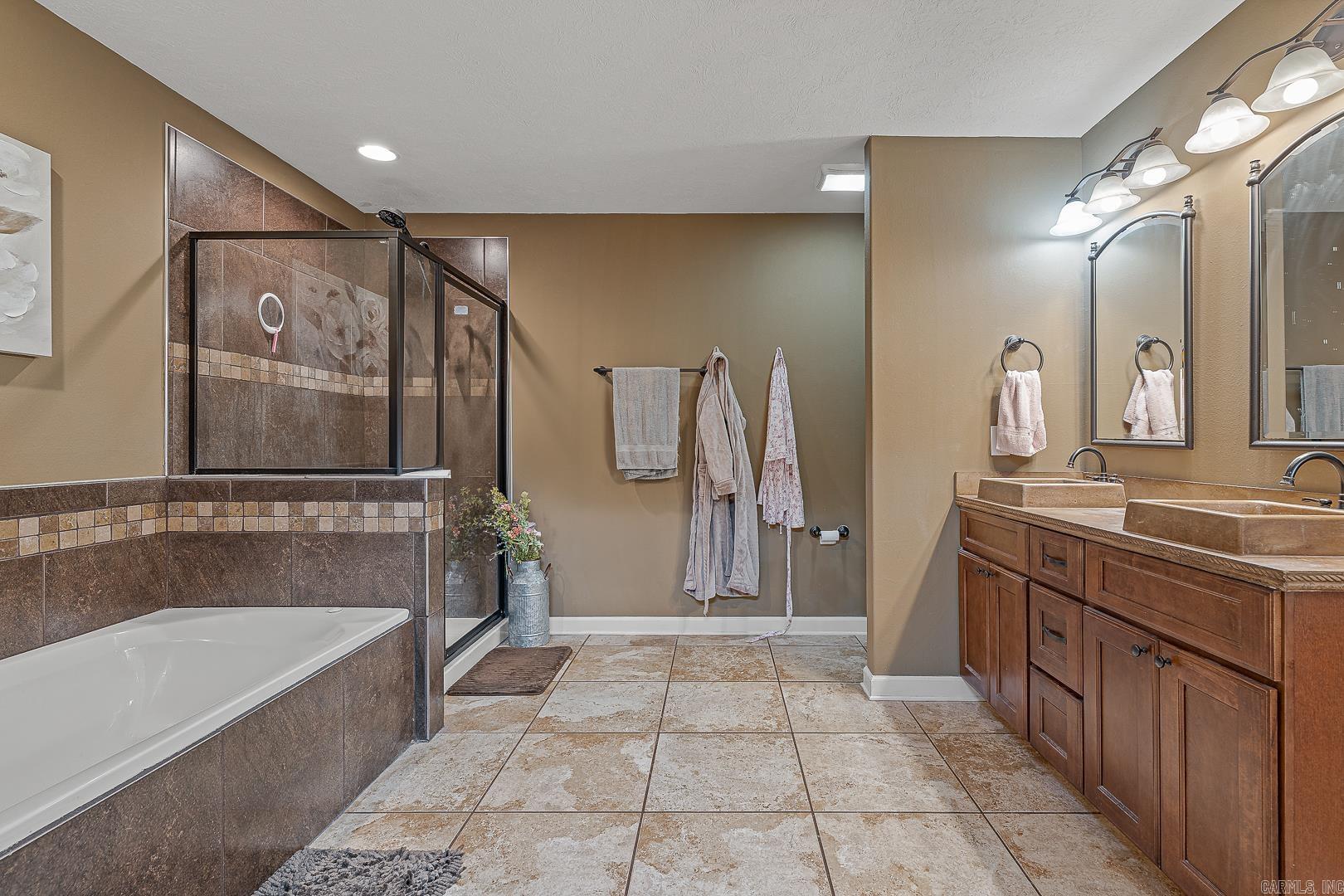 Mountain Ridge - Residential
