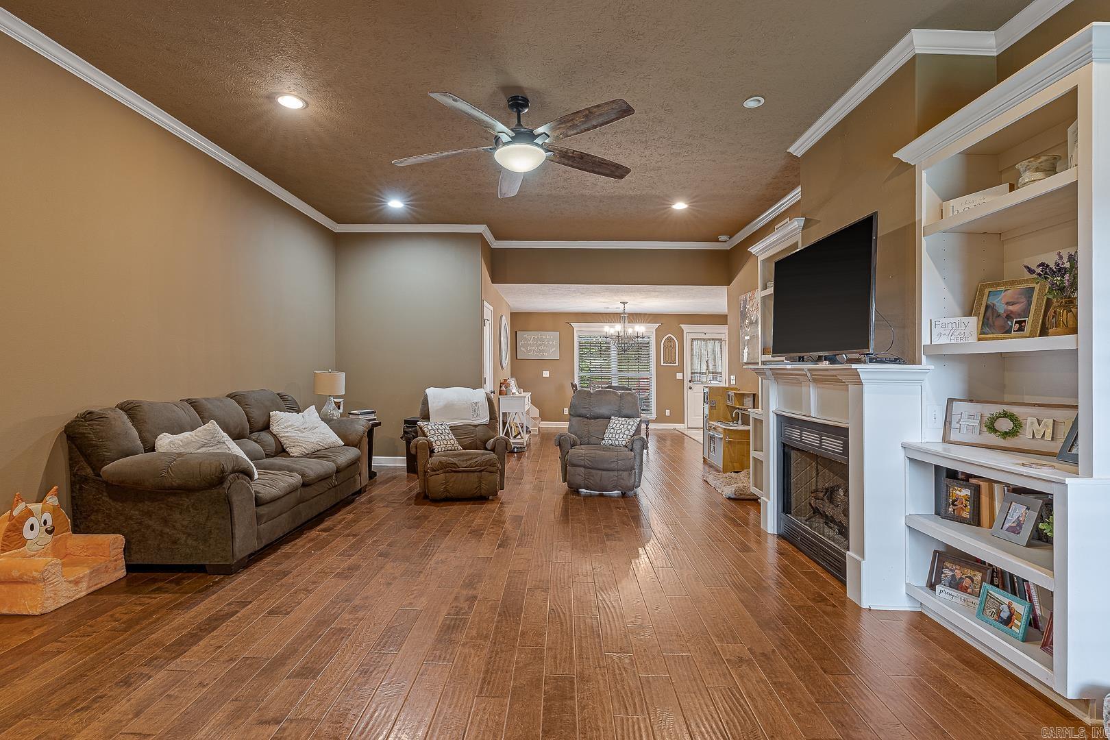 Mountain Ridge - Residential