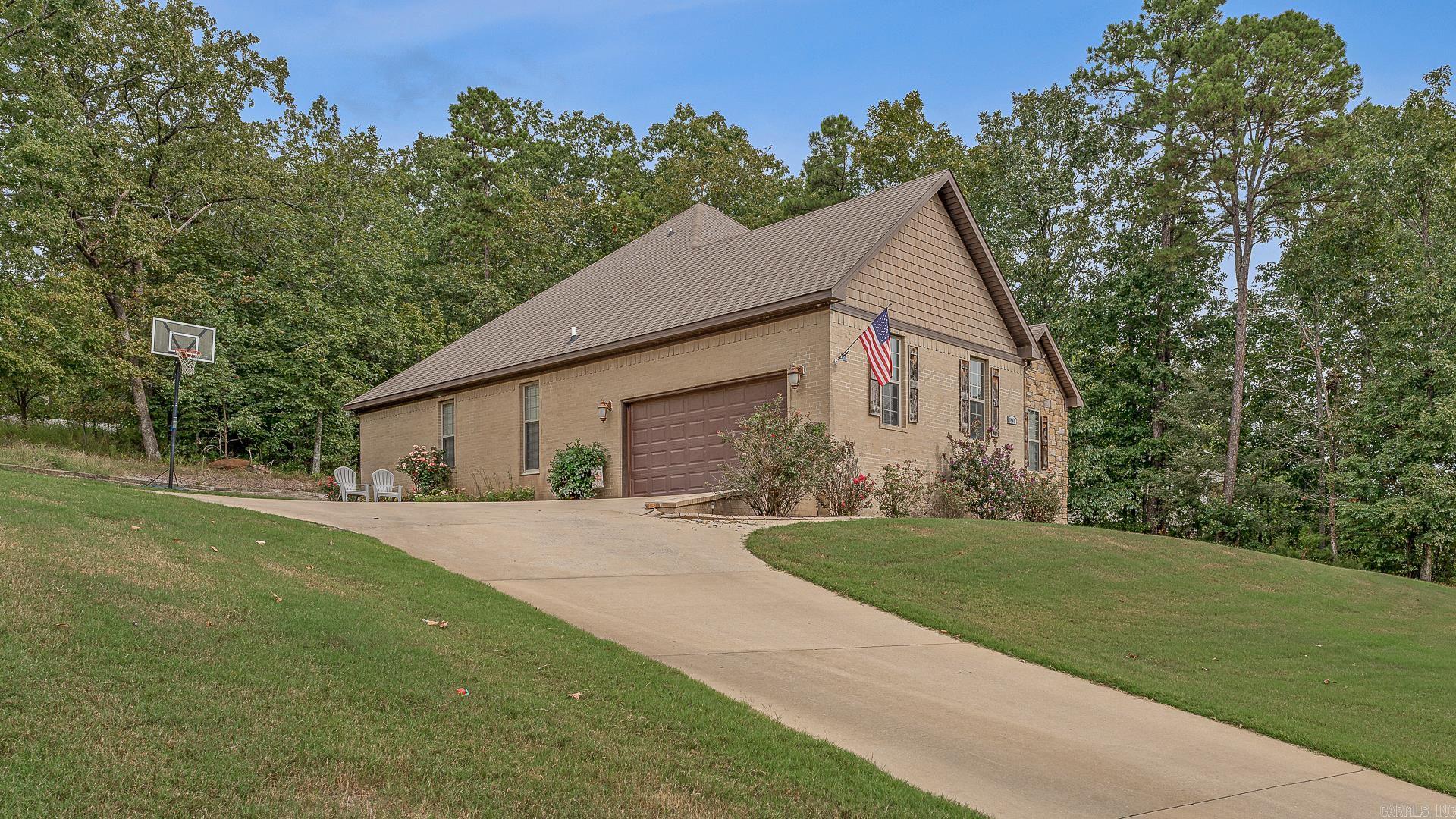 Mountain Ridge - Residential