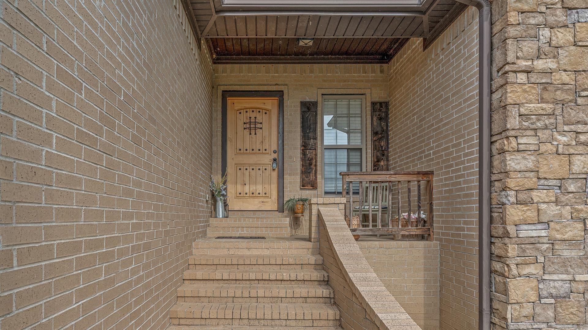 Mountain Ridge - Residential