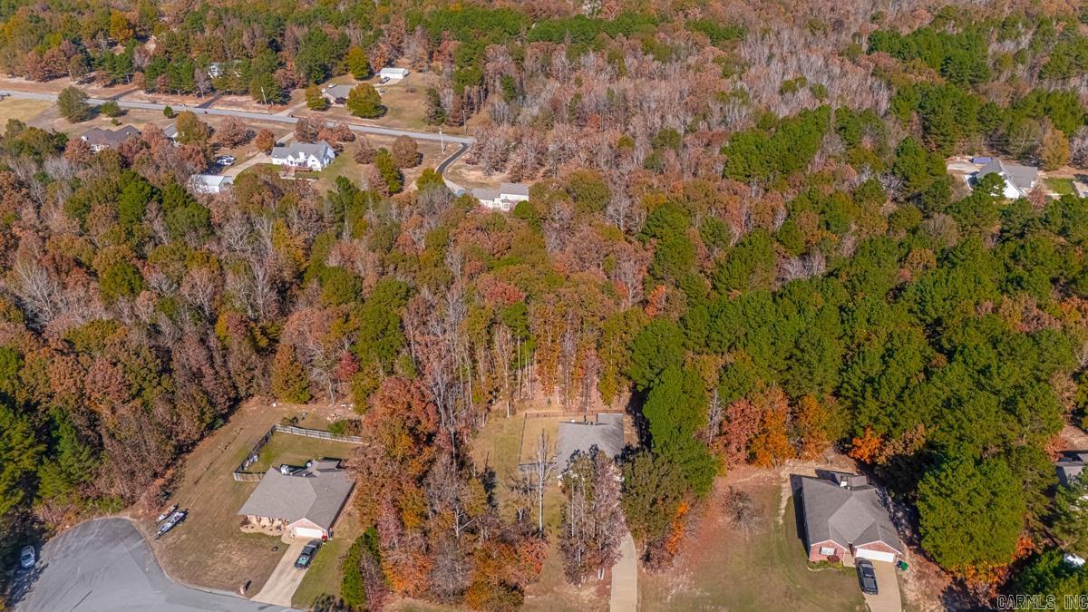 PINEWOOD ESTATES - Residential