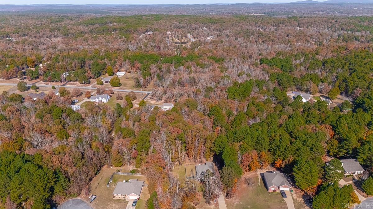 PINEWOOD ESTATES - Residential