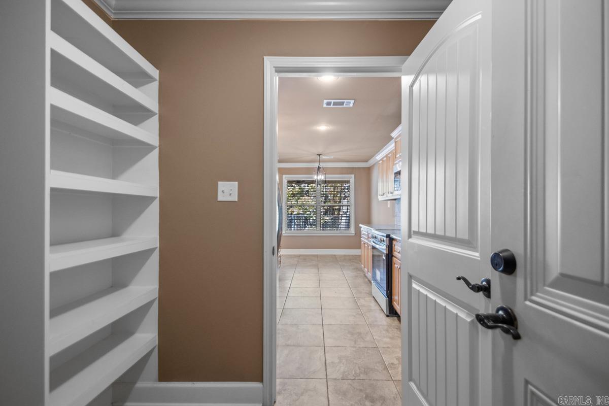 PINEWOOD ESTATES - Residential