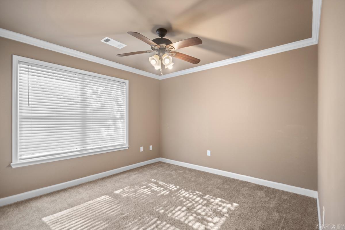 PINEWOOD ESTATES - Residential