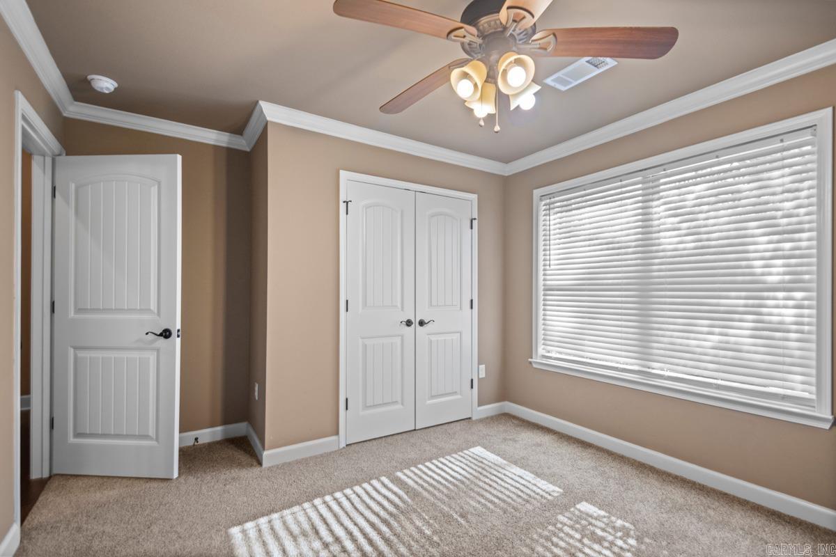 PINEWOOD ESTATES - Residential