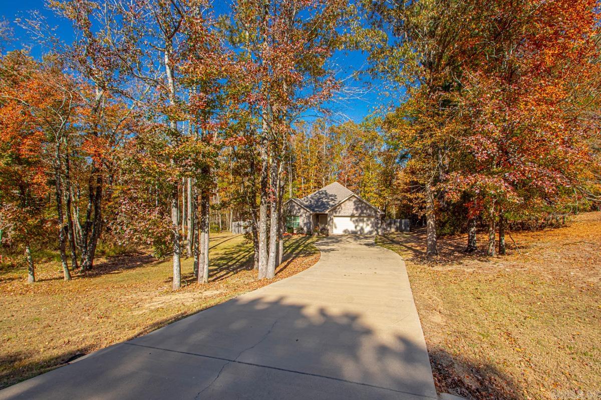 PINEWOOD ESTATES - Residential