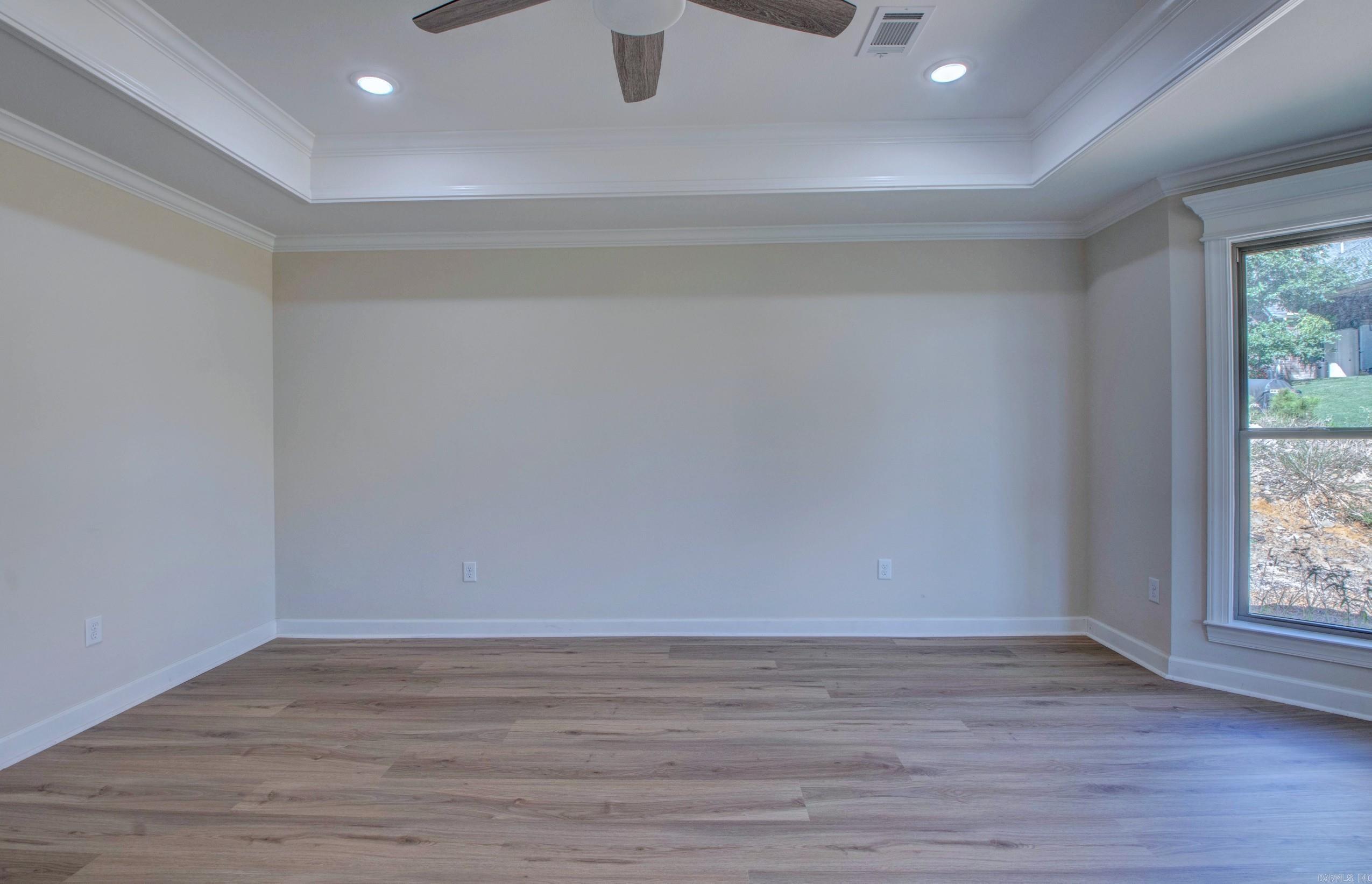 MAJESTIC POINTE - Residential