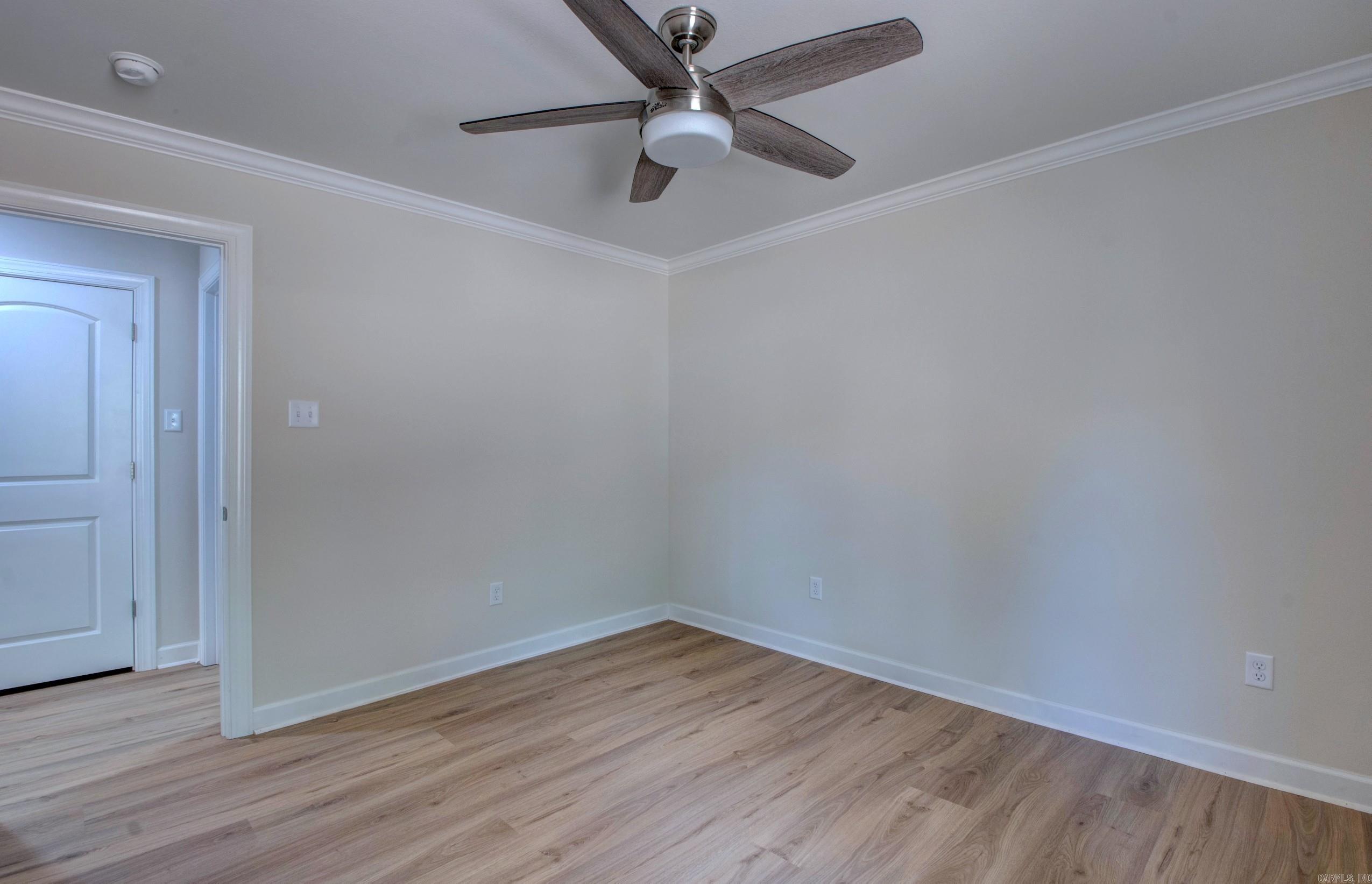 MAJESTIC POINTE - Residential