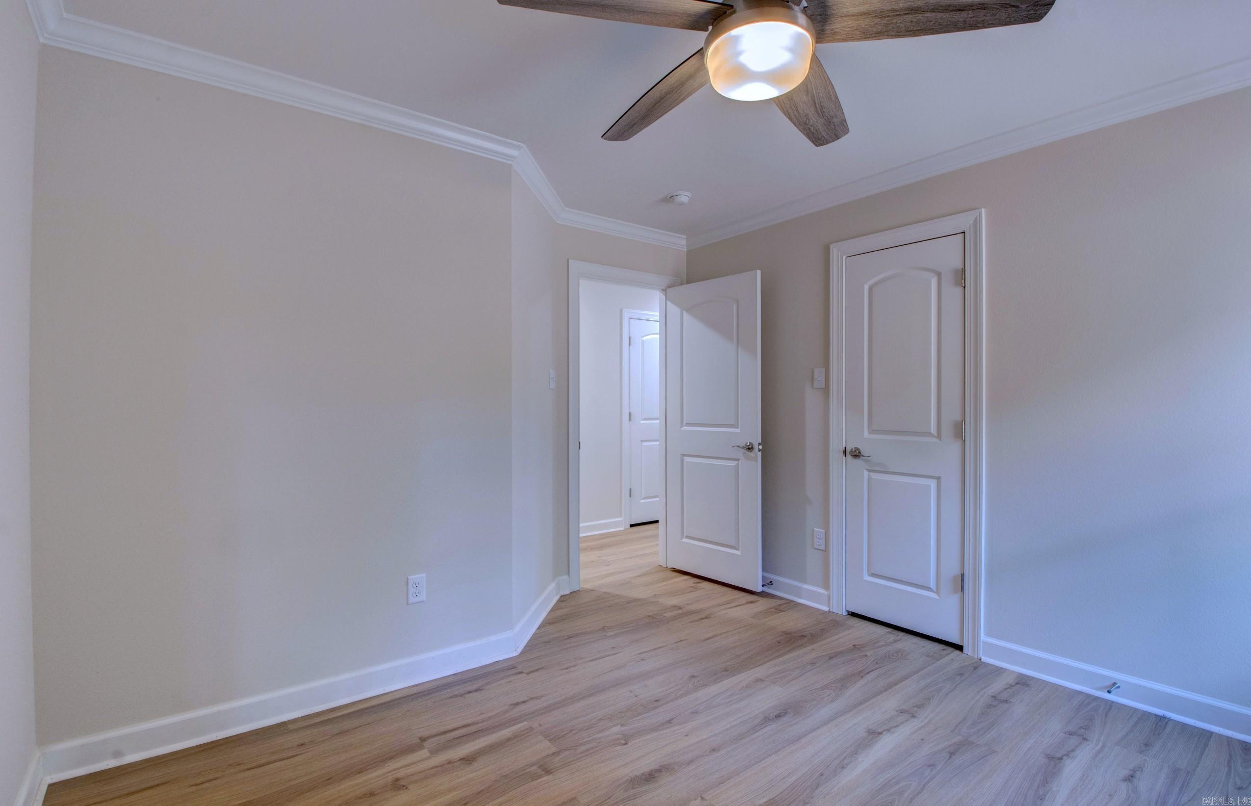 MAJESTIC POINTE - Residential