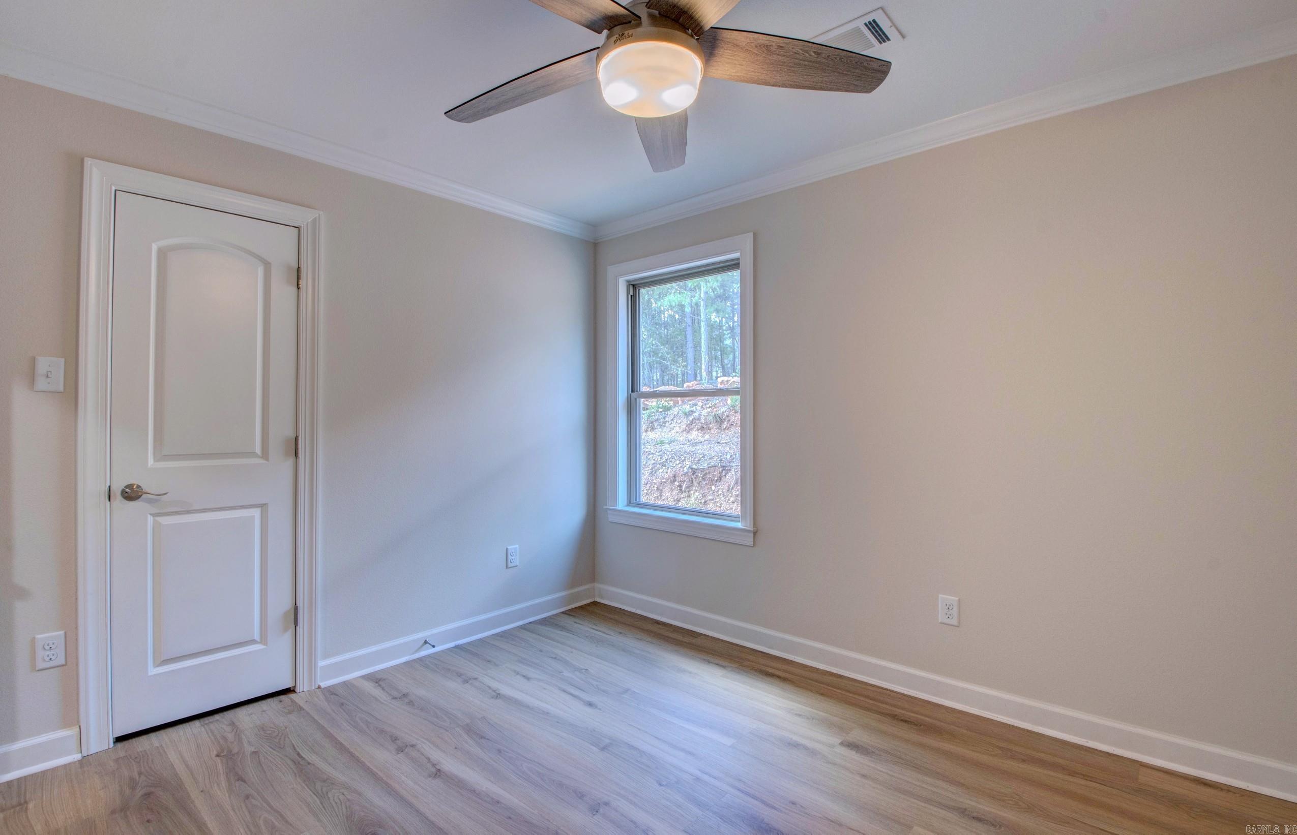 MAJESTIC POINTE - Residential